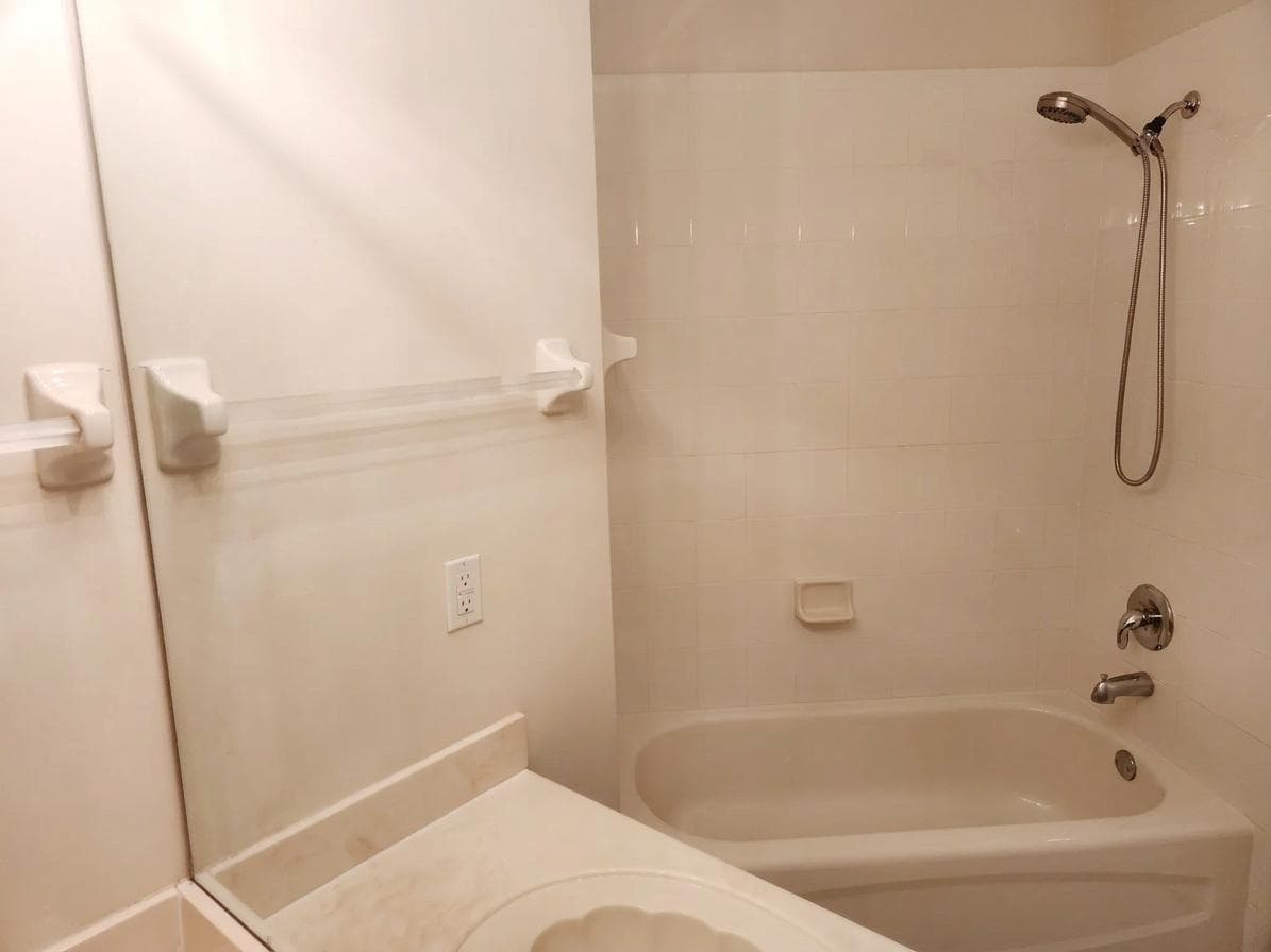 8330 MULLIGAN Circle B, Port St. Lucie, FL 34986 9