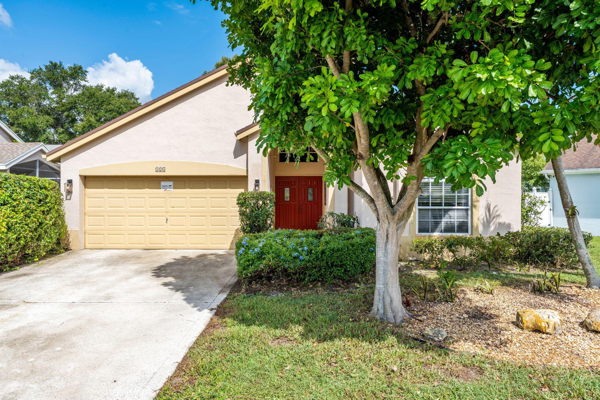 125 Saratoga Boulevard E, Royal Palm Beach, FL 33411 4