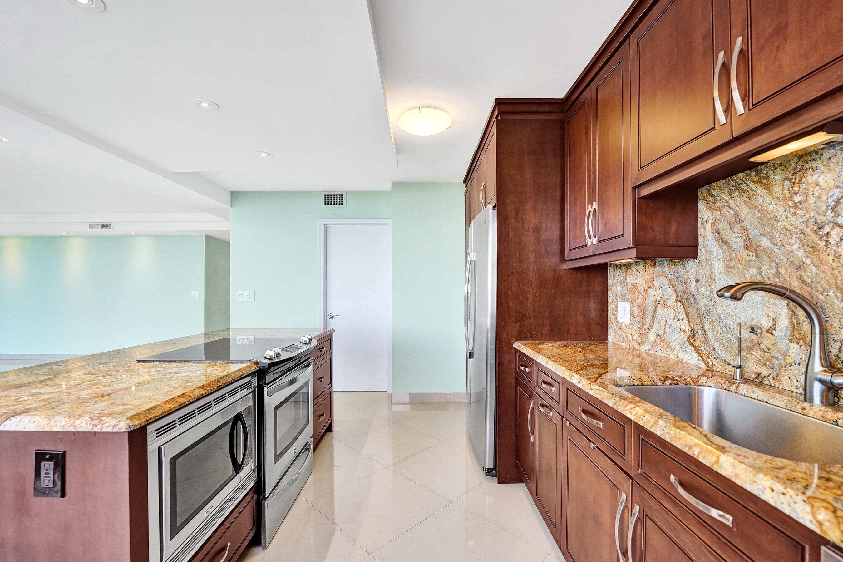 936 Intracoastal Drive 22F, Fort Lauderdale, FL 33304 13