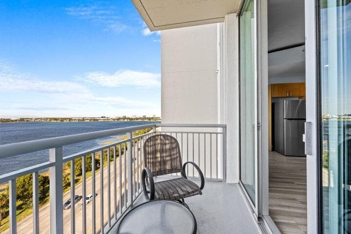 300 S AUSTRALIAN Avenue 808, West Palm Beach, FL 33401 16