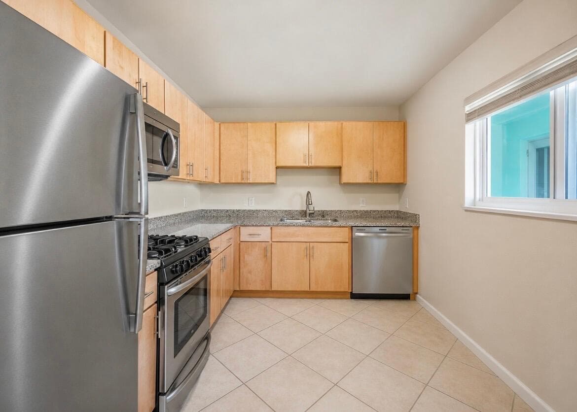 421 S LAKESIDE Drive 7, Lake Worth Beach, FL 33460 5