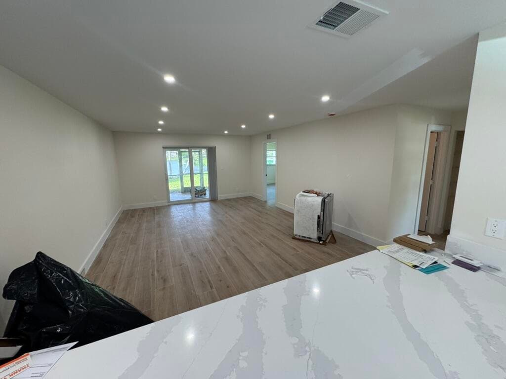 435 SW Natura Avenue A, Deerfield Beach, FL 33441 6
