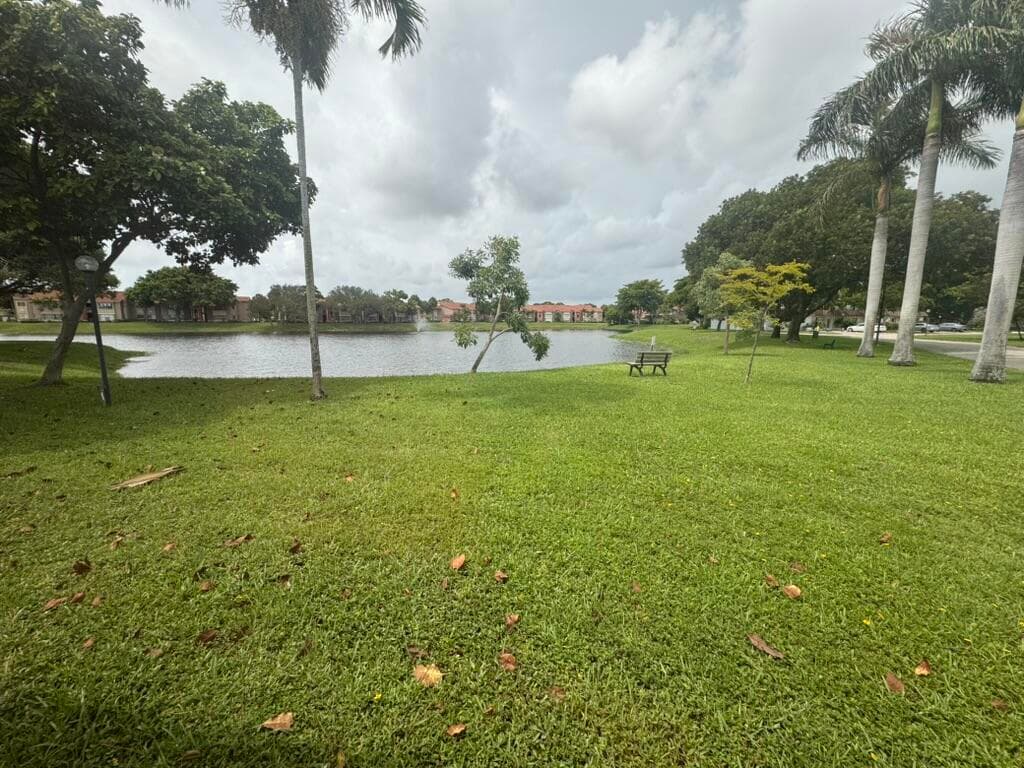 435 SW Natura Avenue A, Deerfield Beach, FL 33441 17