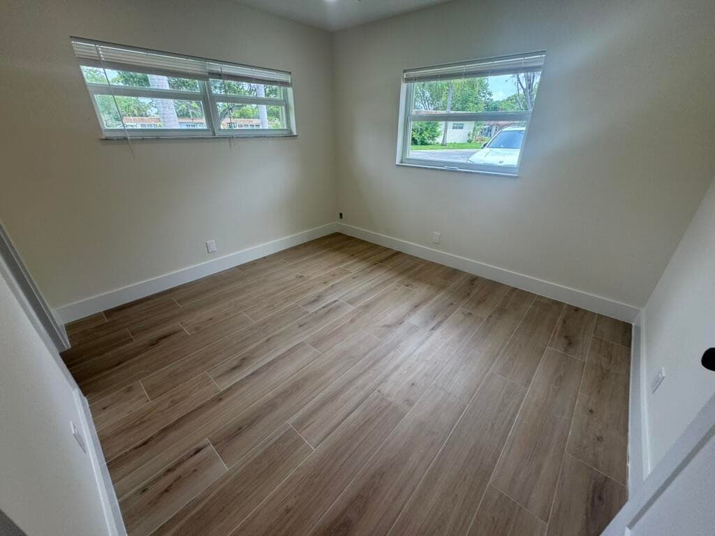 435 SW Natura Avenue A, Deerfield Beach, FL 33441 18