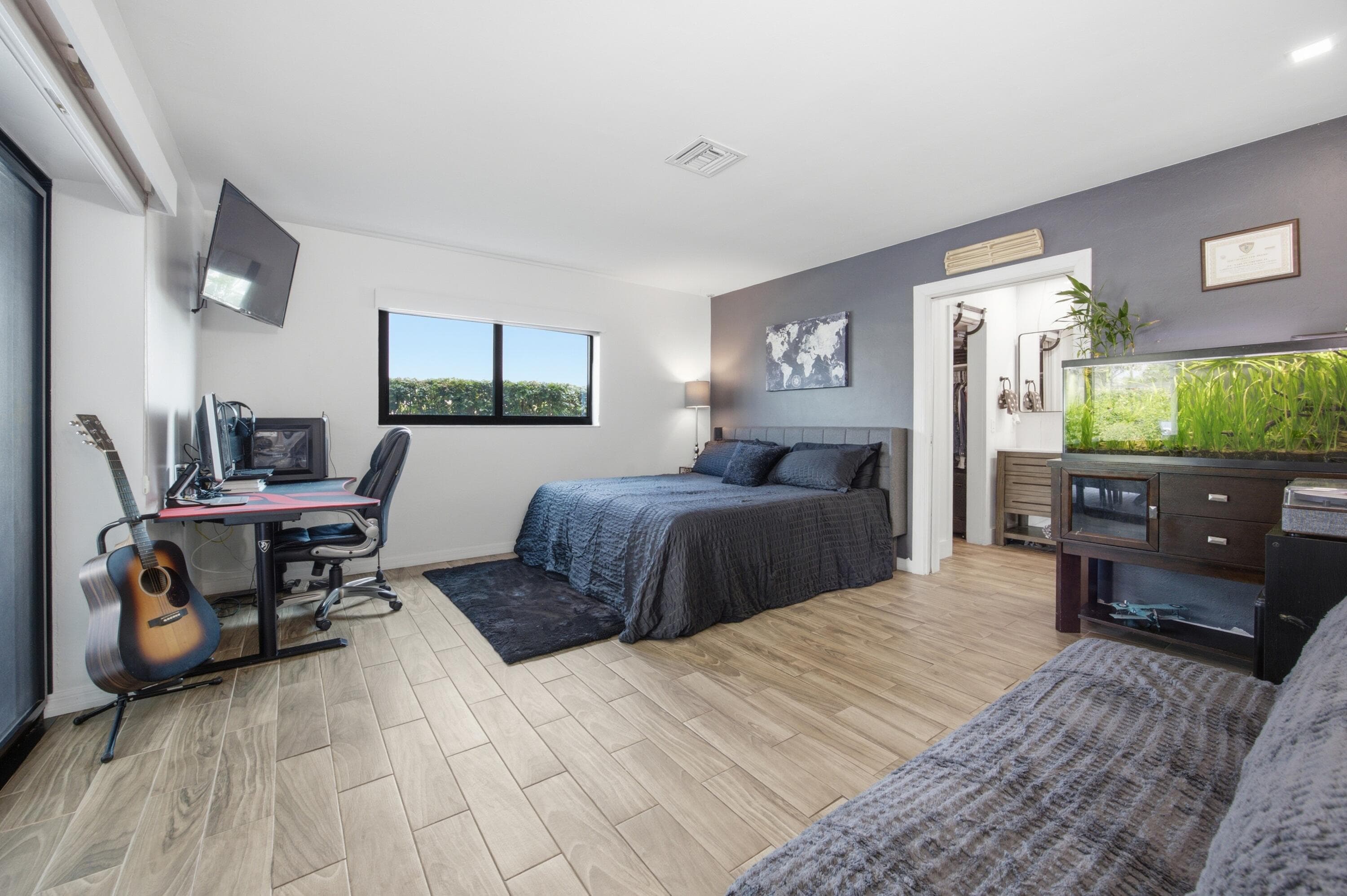 2380 SE 8TH Street, Pompano Beach, FL 33062 34