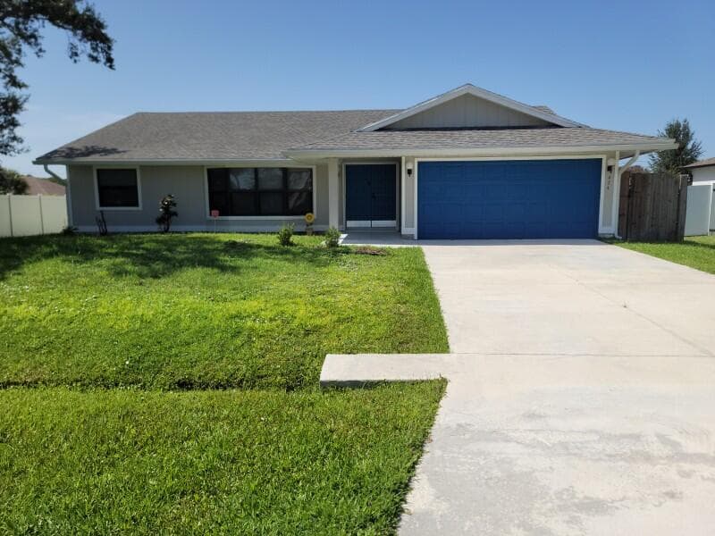 974 SE BELFAST Avenue, Port St. Lucie, FL 34983 4