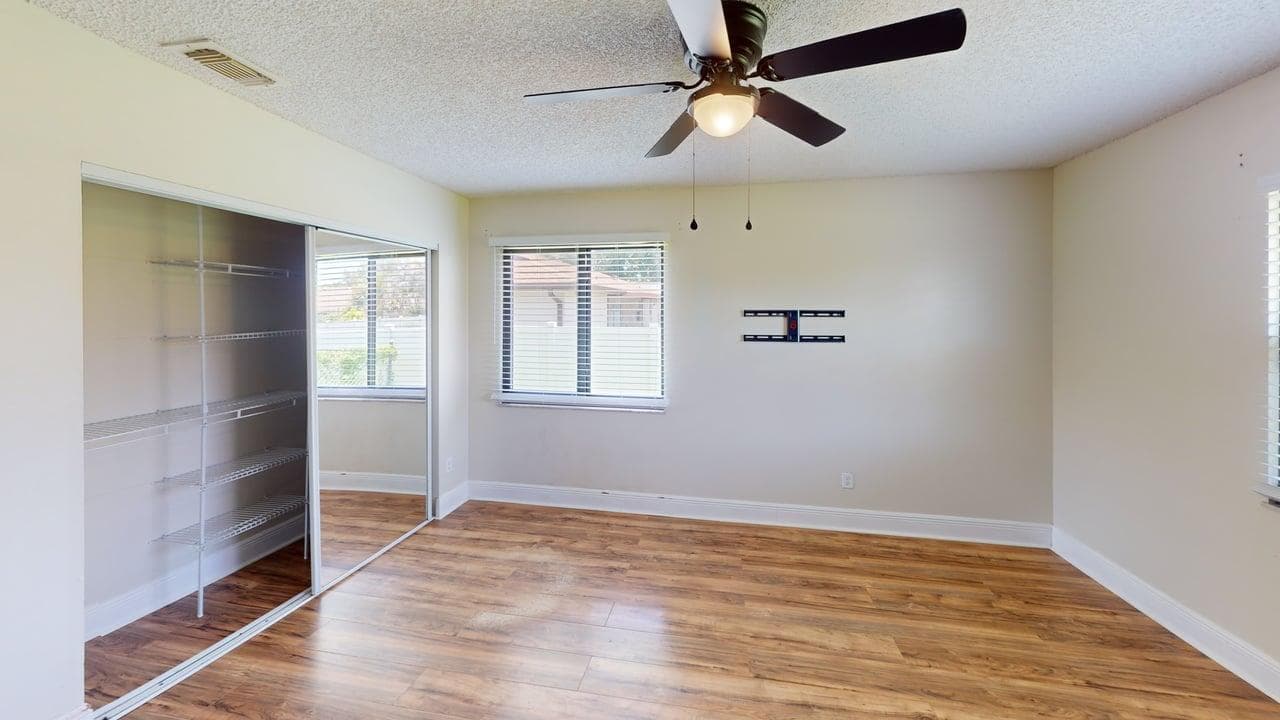 974 SE BELFAST Avenue, Port St. Lucie, FL 34983 42