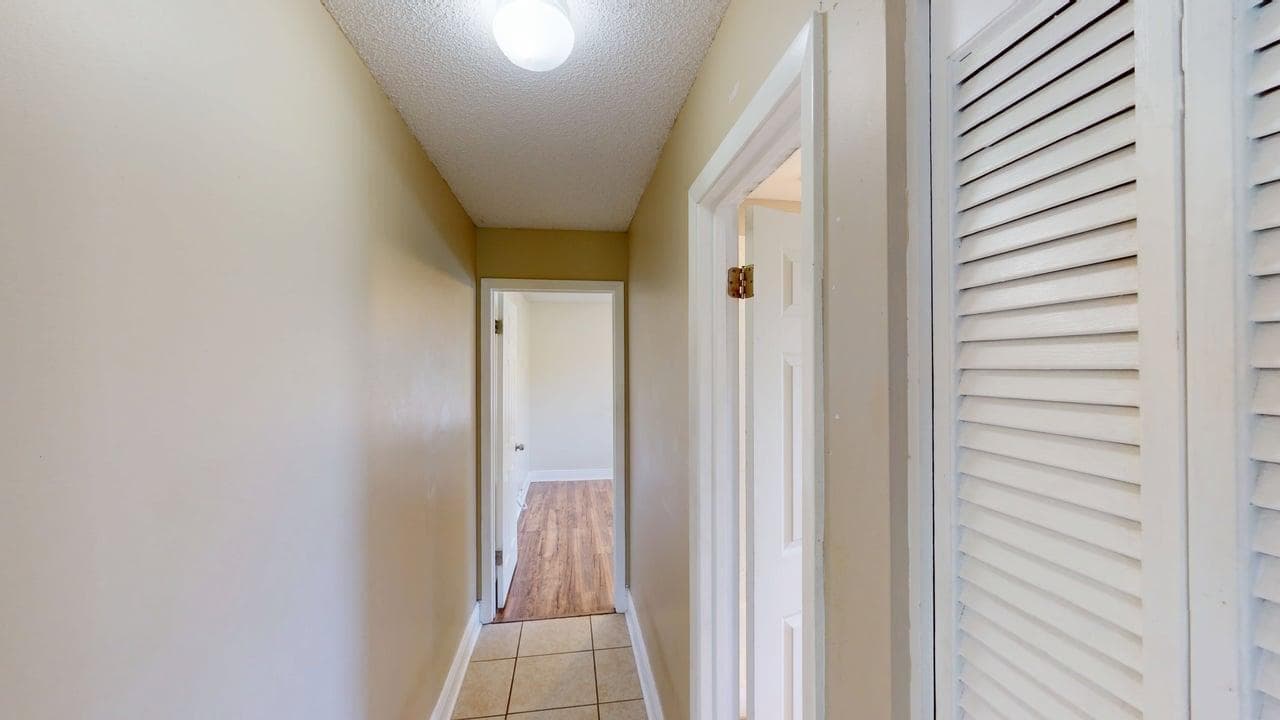 974 SE BELFAST Avenue, Port St. Lucie, FL 34983 34