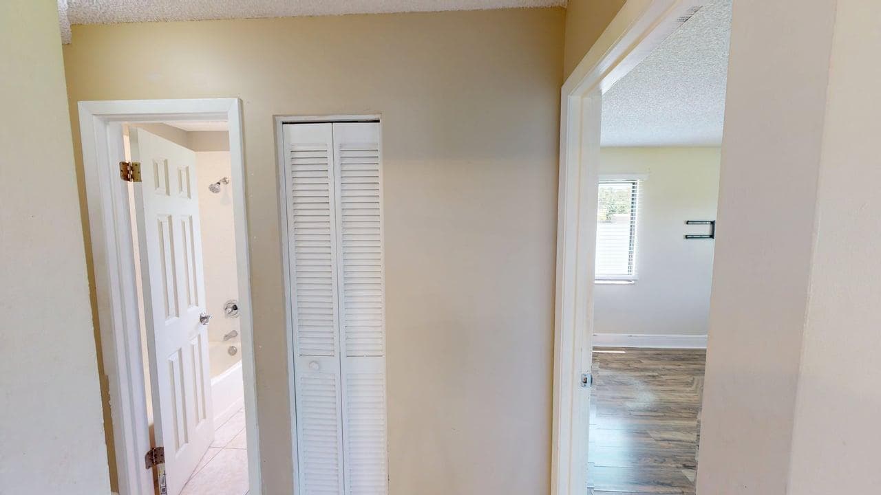 974 SE BELFAST Avenue, Port St. Lucie, FL 34983 35