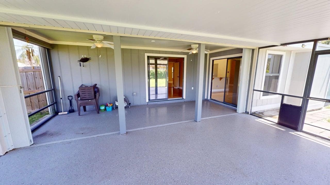 974 SE BELFAST Avenue, Port St. Lucie, FL 34983 48
