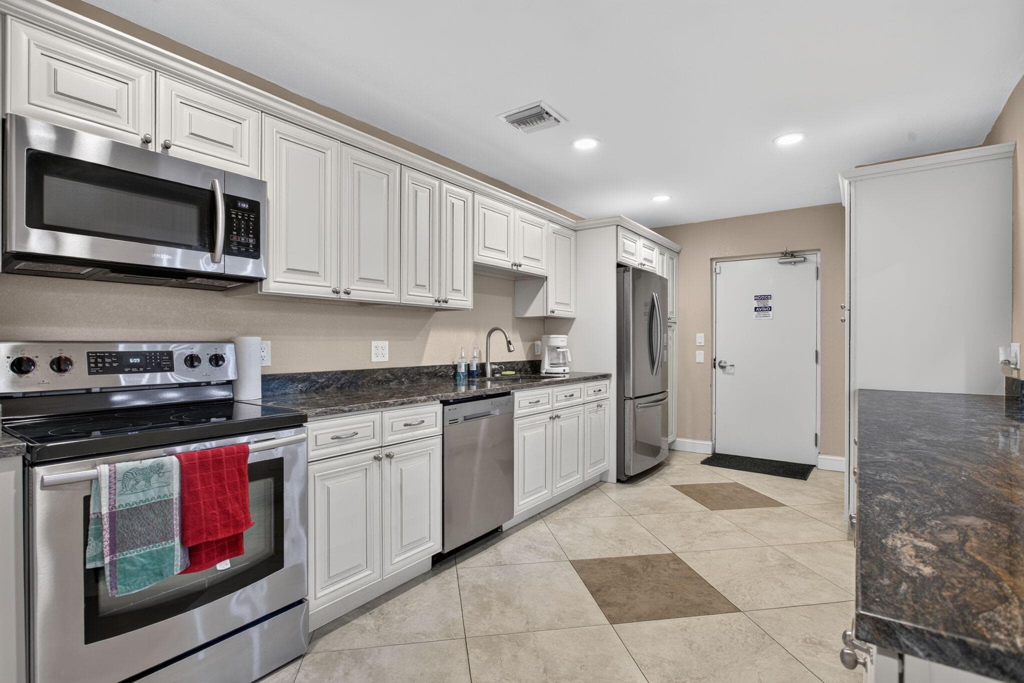 1030 Country Club Drive 205, Margate, FL 33063 25