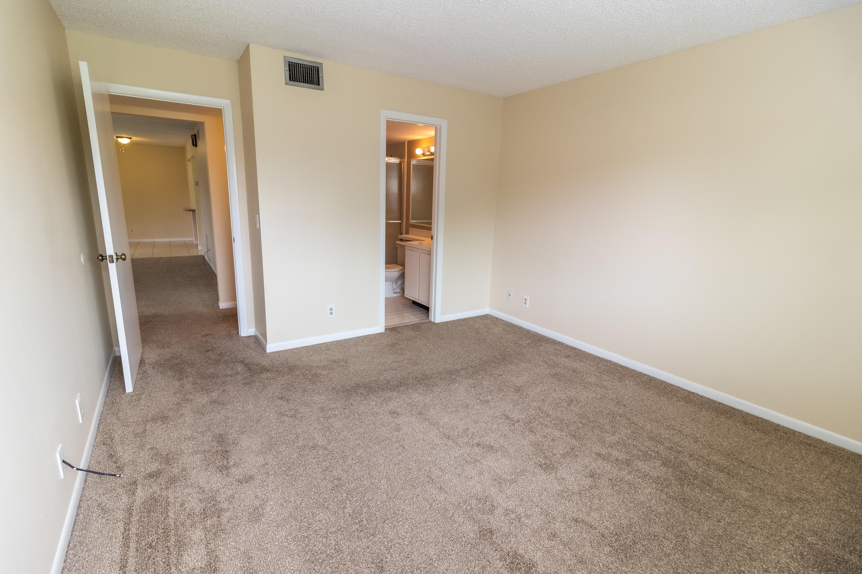 4987 SABLE PINE Circle D2, West Palm Beach, FL 33417 17