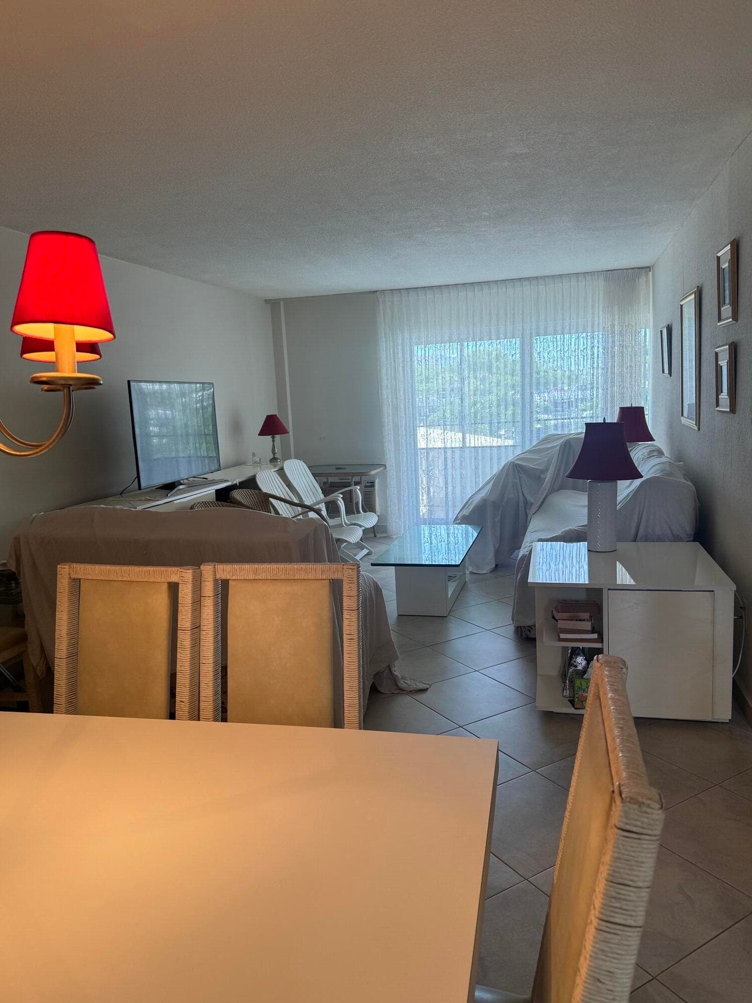 220 Kings Point Drive 210, Sunny Isles Beach, FL 33160 5