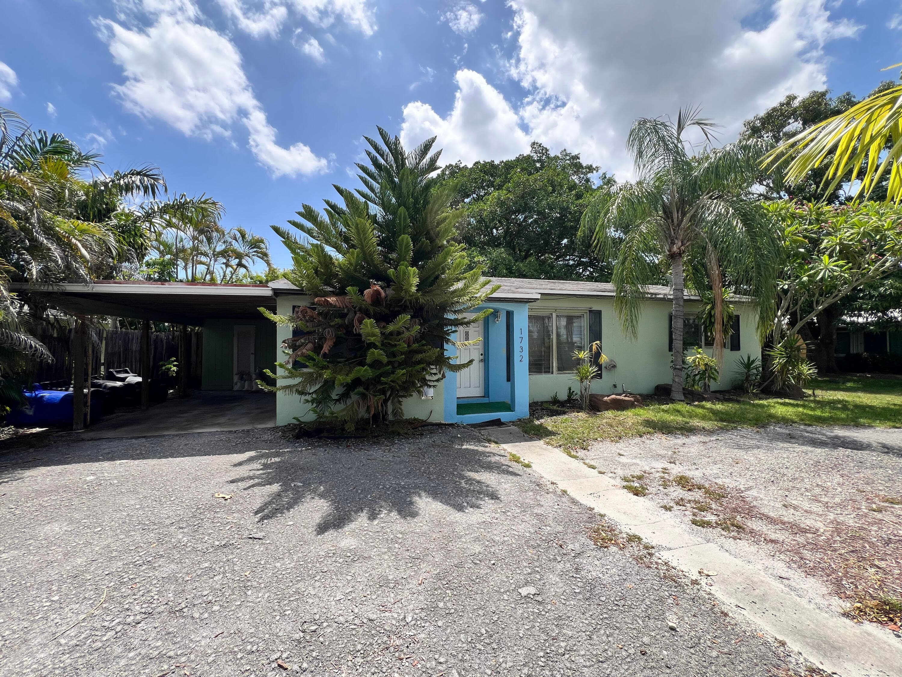 1732 NE 15TH Avenue, Fort Lauderdale, FL 33305