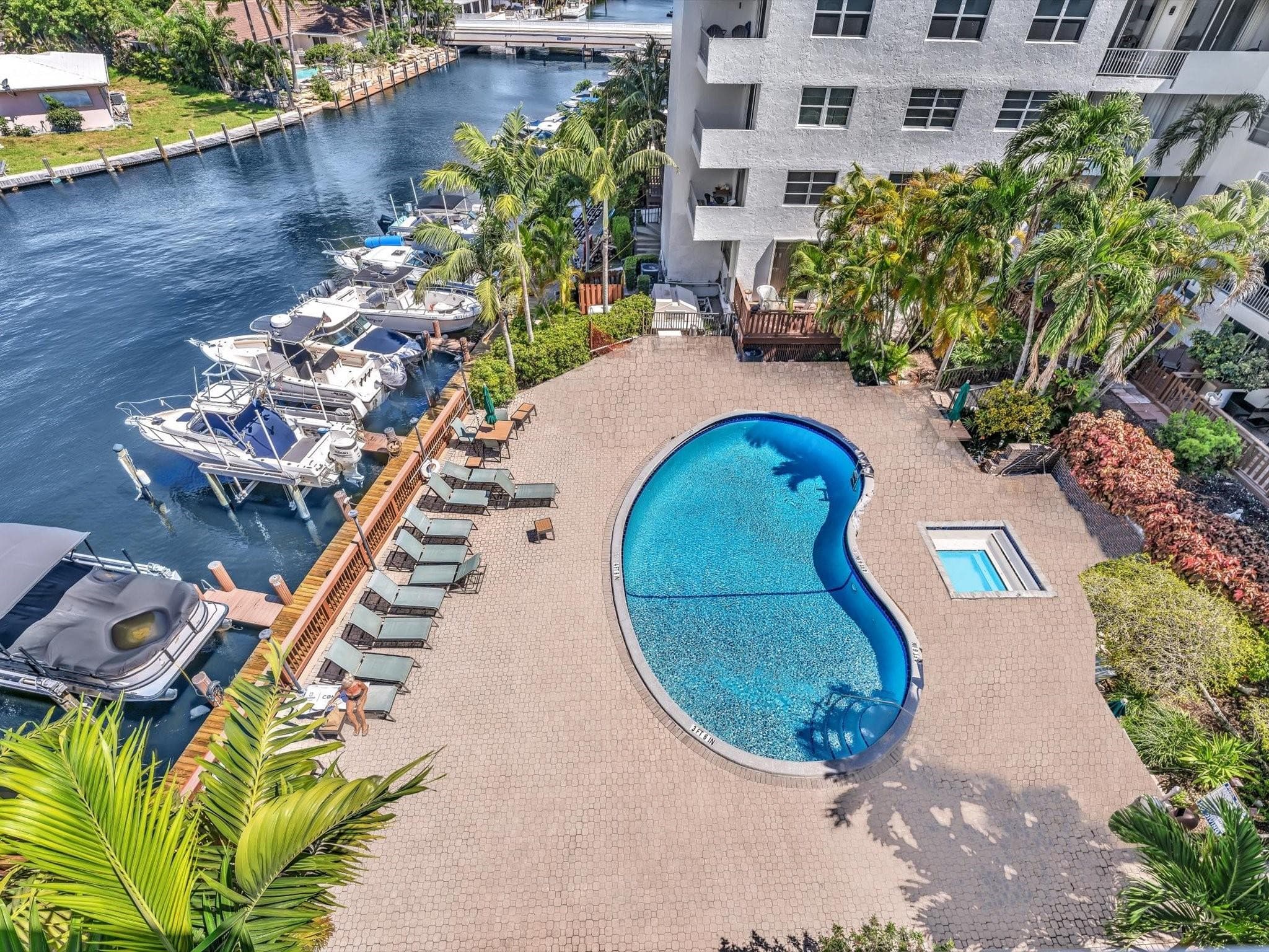 1421 S OCEAN Boulevard 503, Pompano Beach, FL 33062 24
