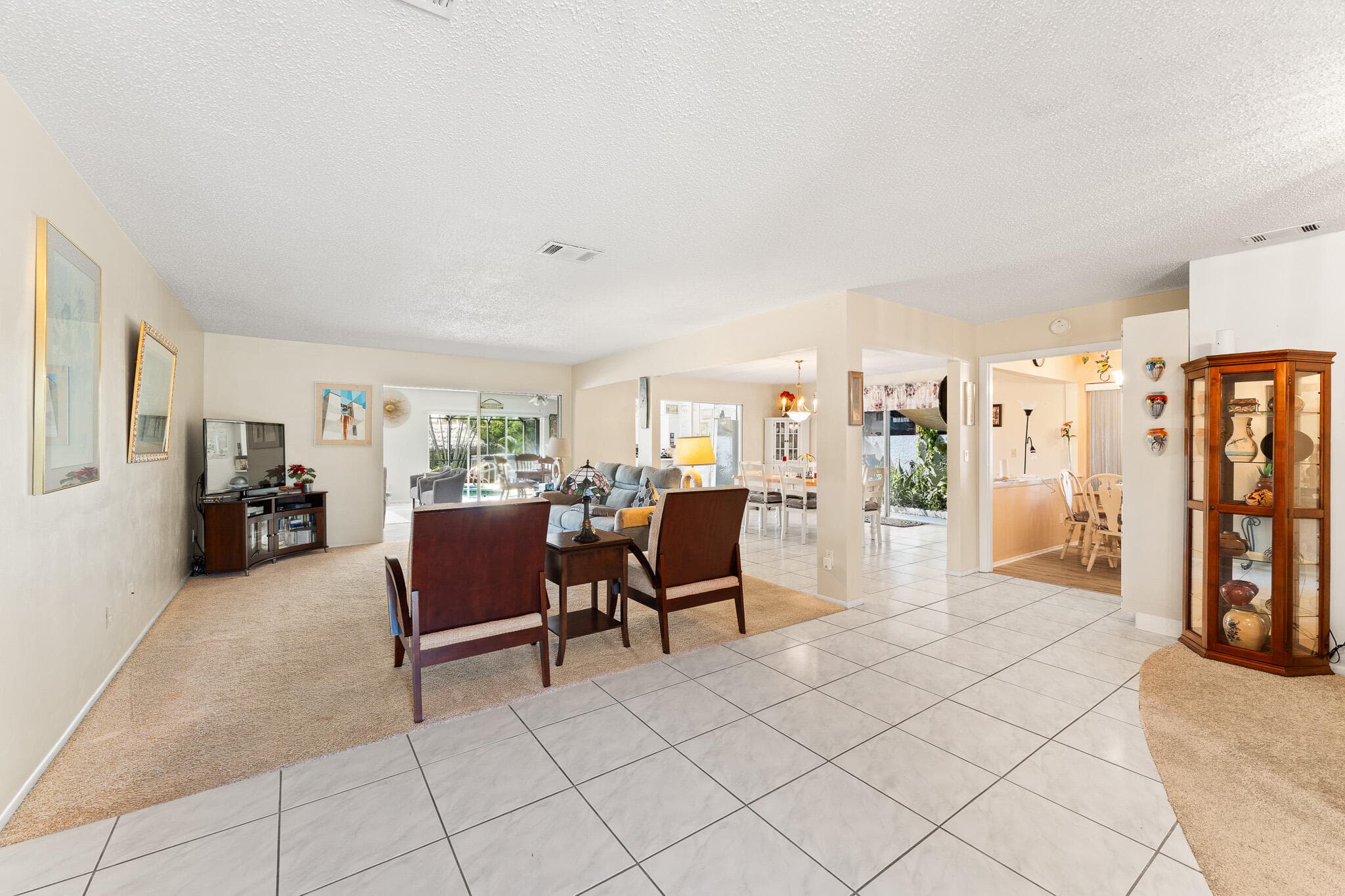 446 S Naranja Avenue, Port St. Lucie, FL 34983 32