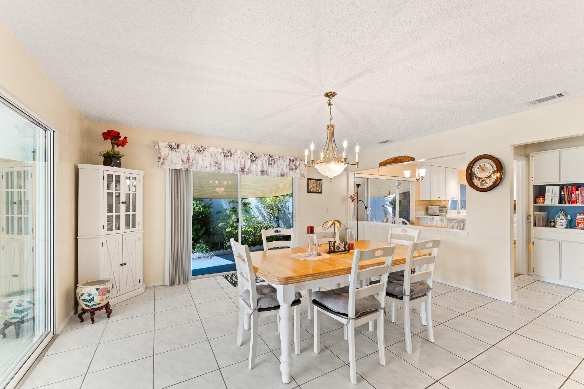 446 S Naranja Avenue, Port St. Lucie, FL 34983 44