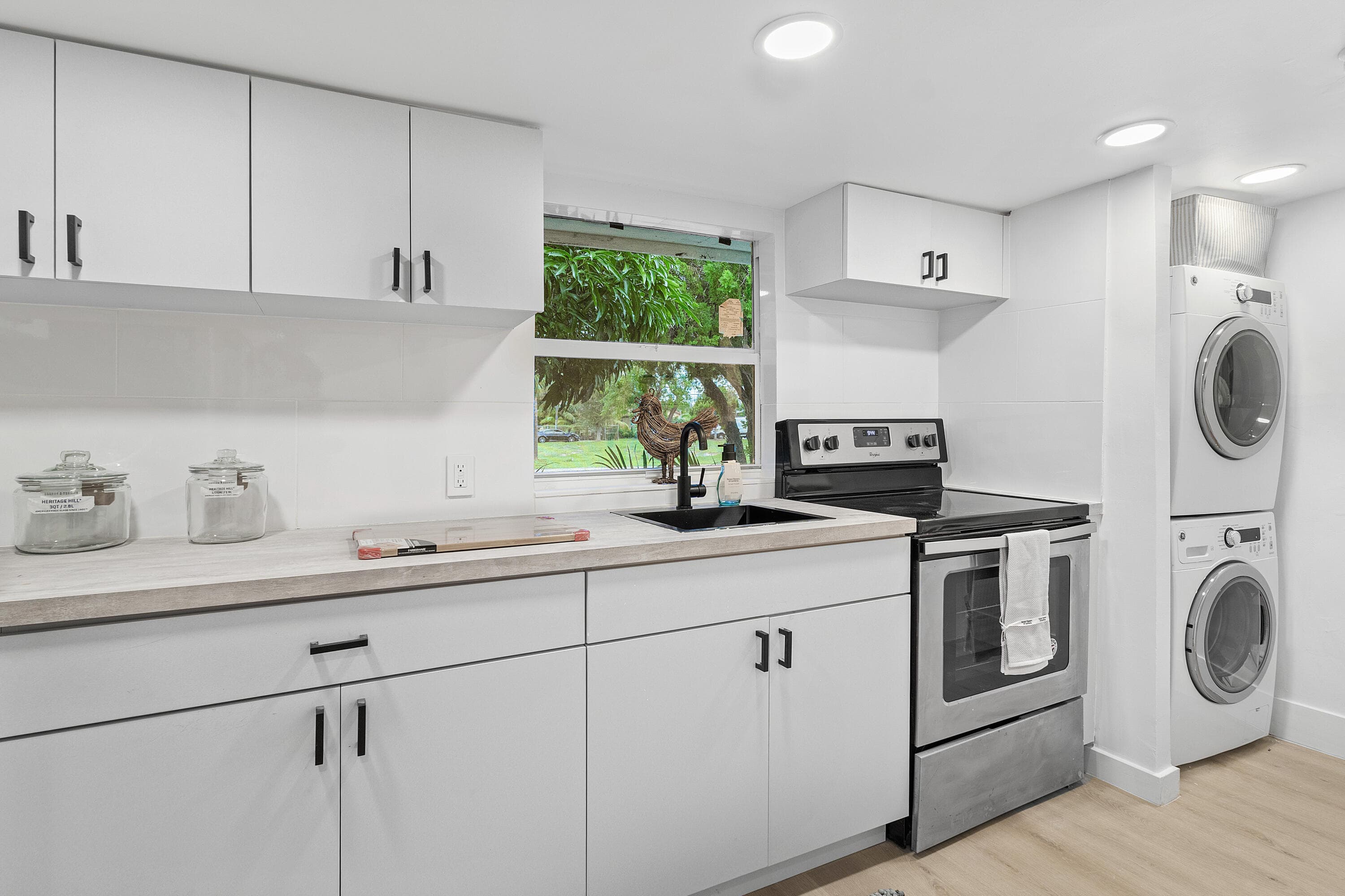 107 SW 4TH Avenue, Delray Beach, FL 33444 7