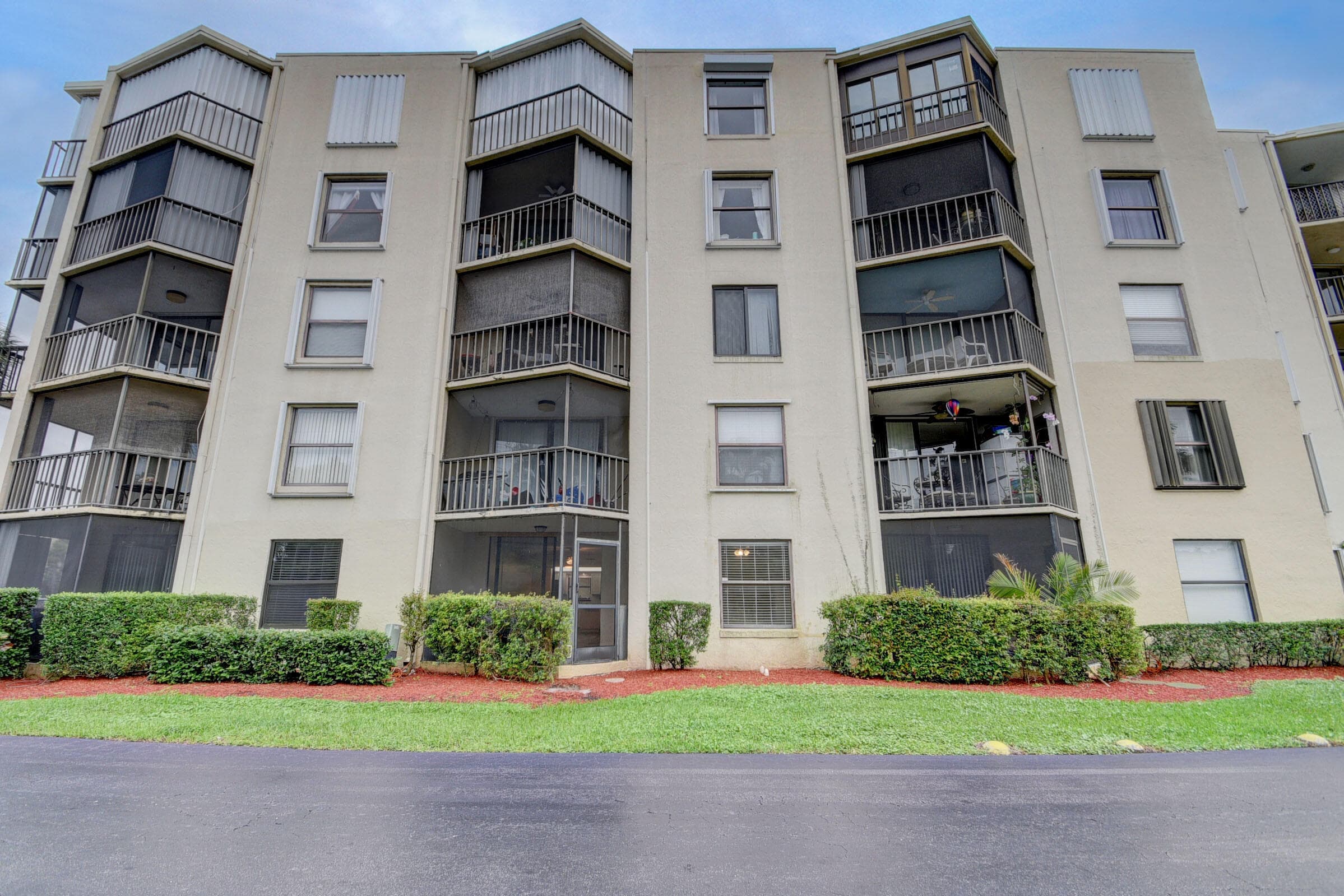 890 N Federal Highway 103, Lantana, FL 33462 45