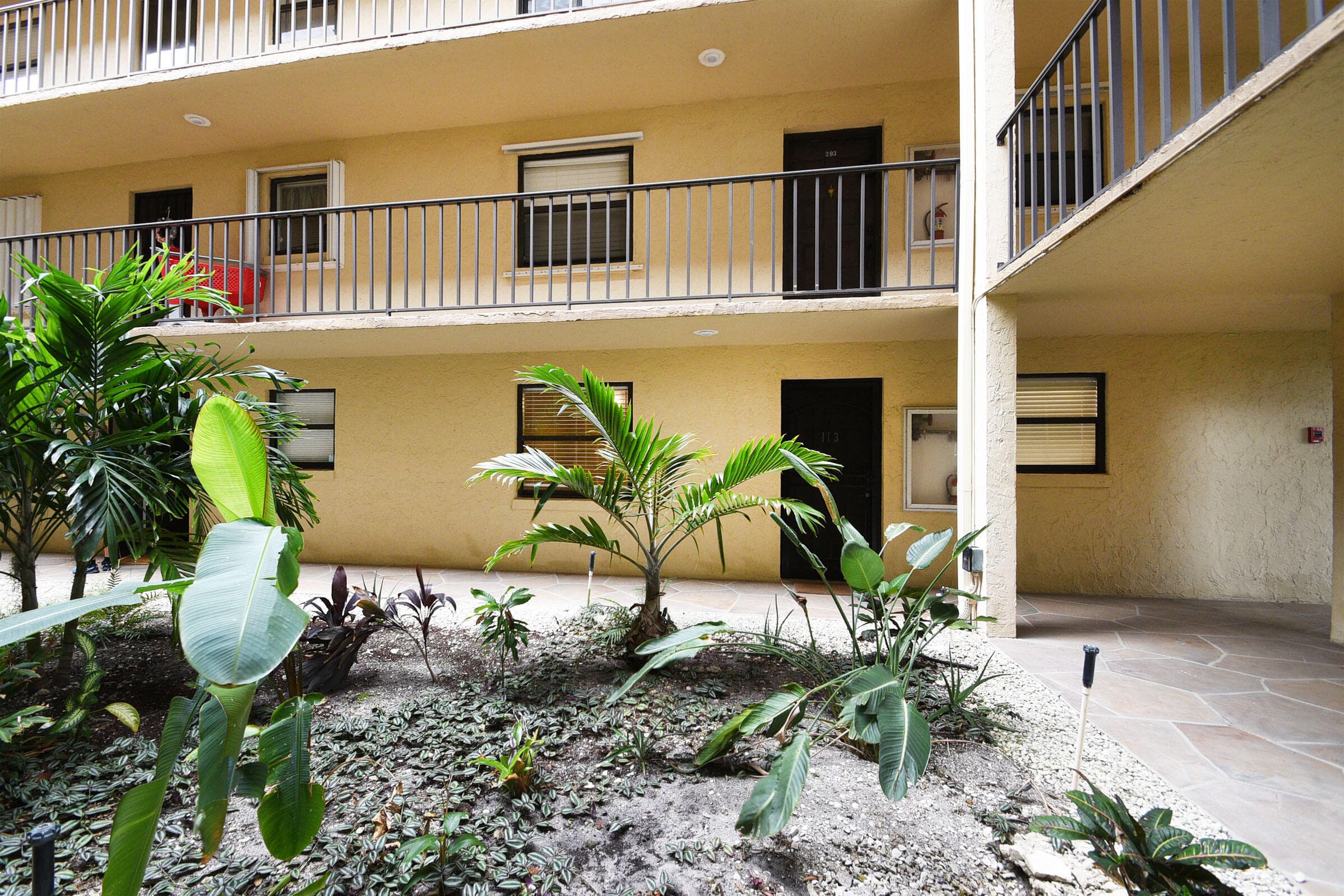 890 N Federal Highway 103, Lantana, FL 33462 43