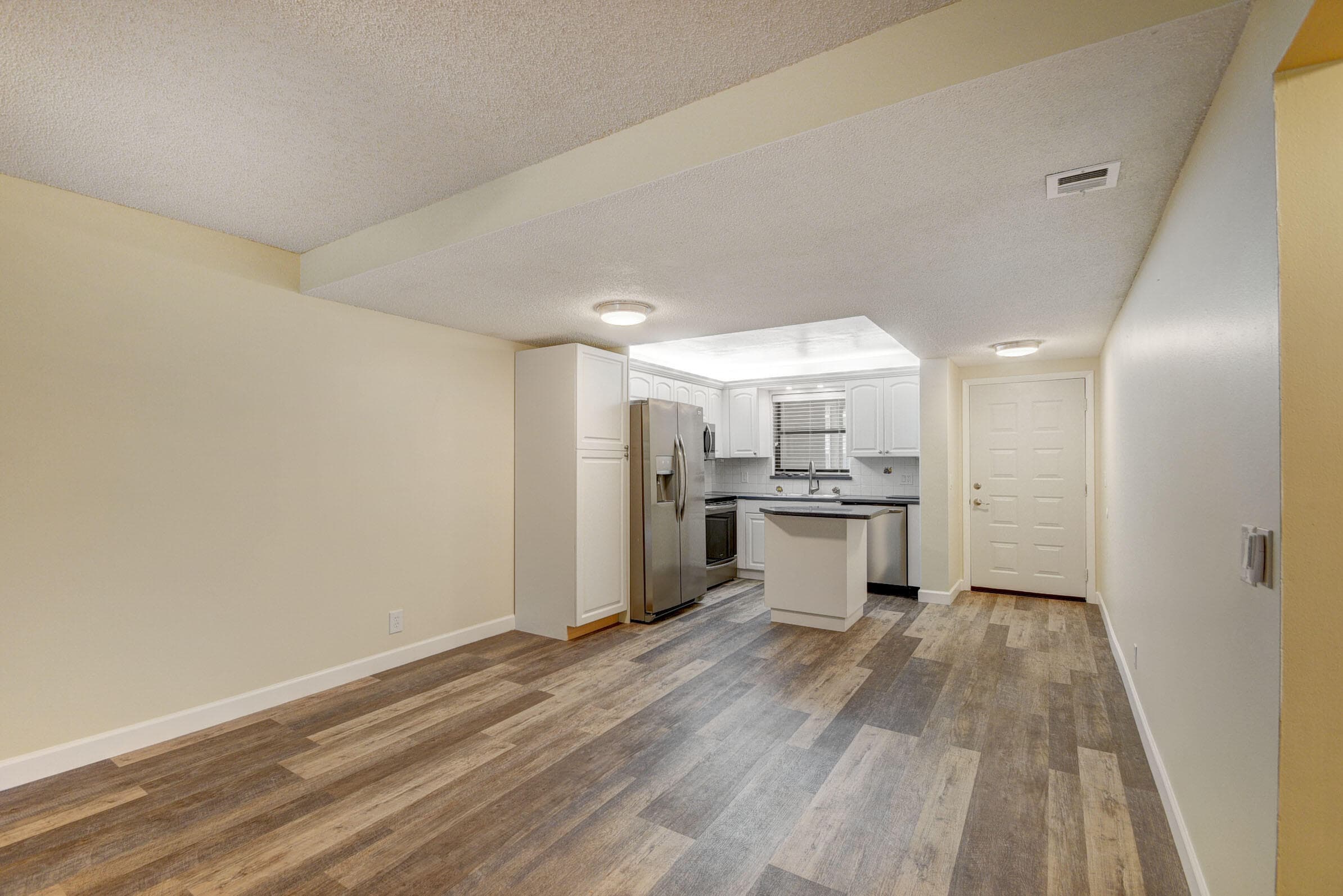 890 N Federal Highway 103, Lantana, FL 33462 13