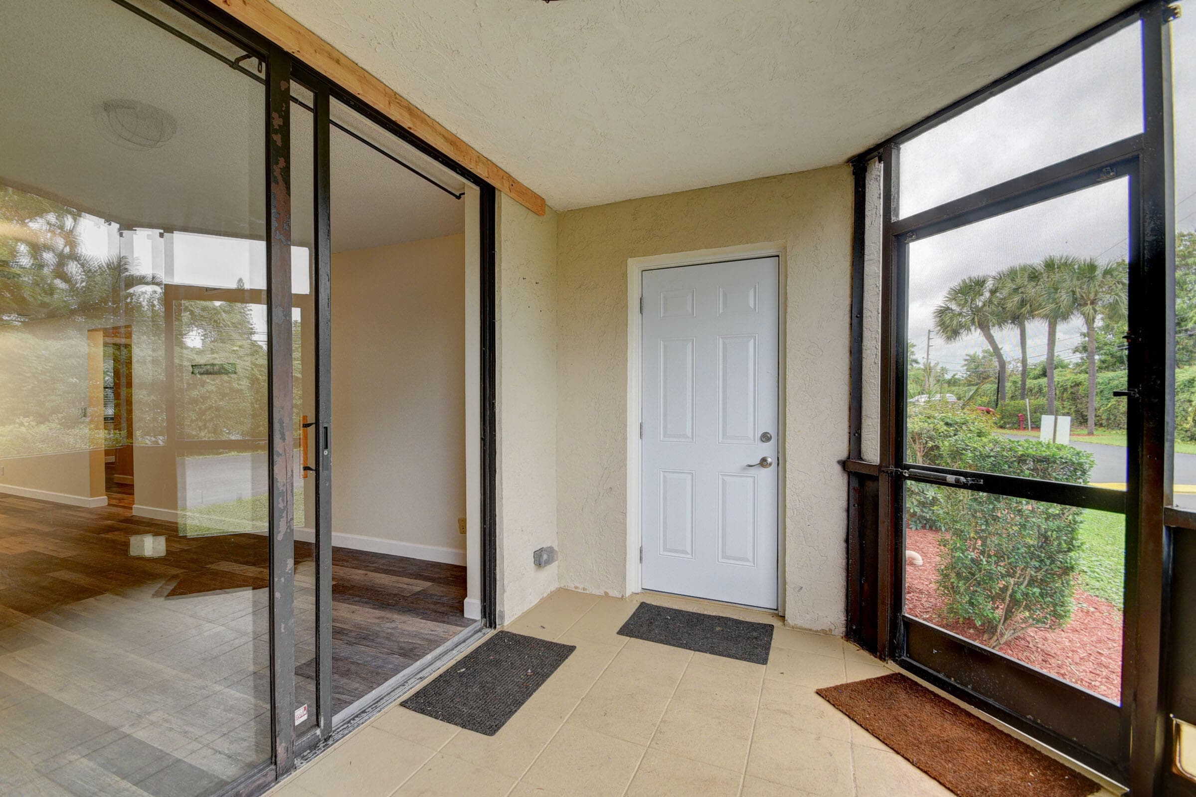 890 N Federal Highway 103, Lantana, FL 33462 38