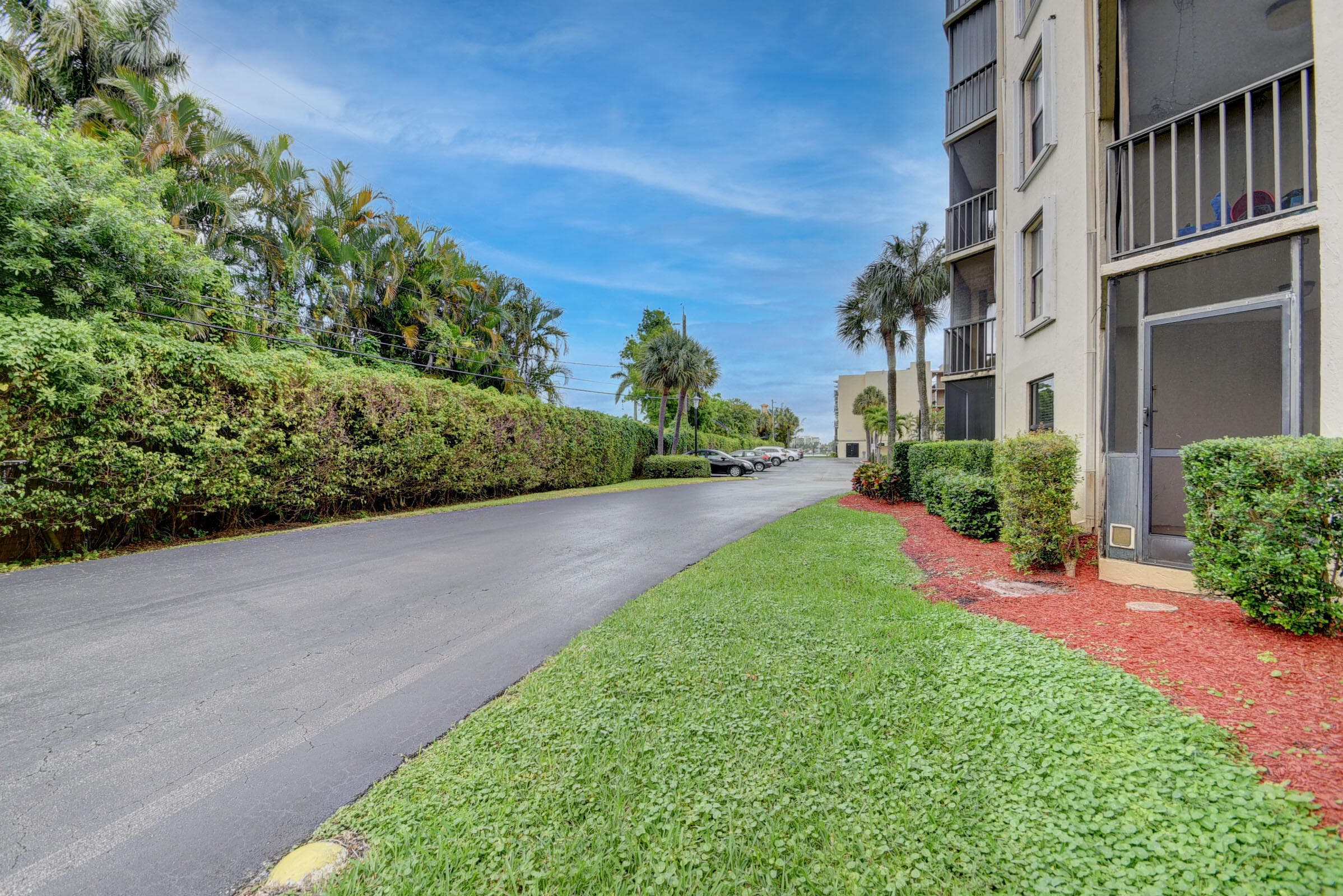 890 N Federal Highway 103, Lantana, FL 33462 40