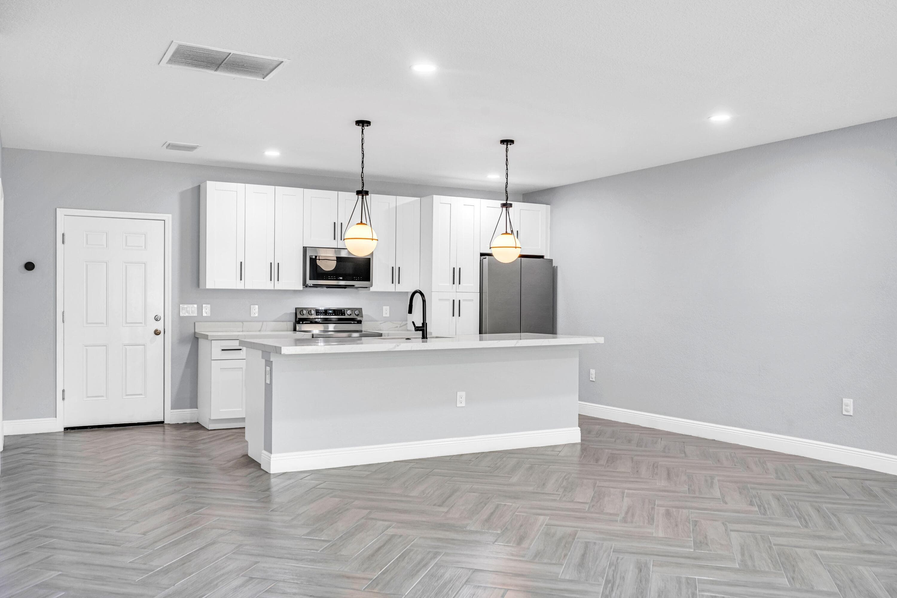 333 NW 41st Street 337, Oakland Park, FL 33309 12