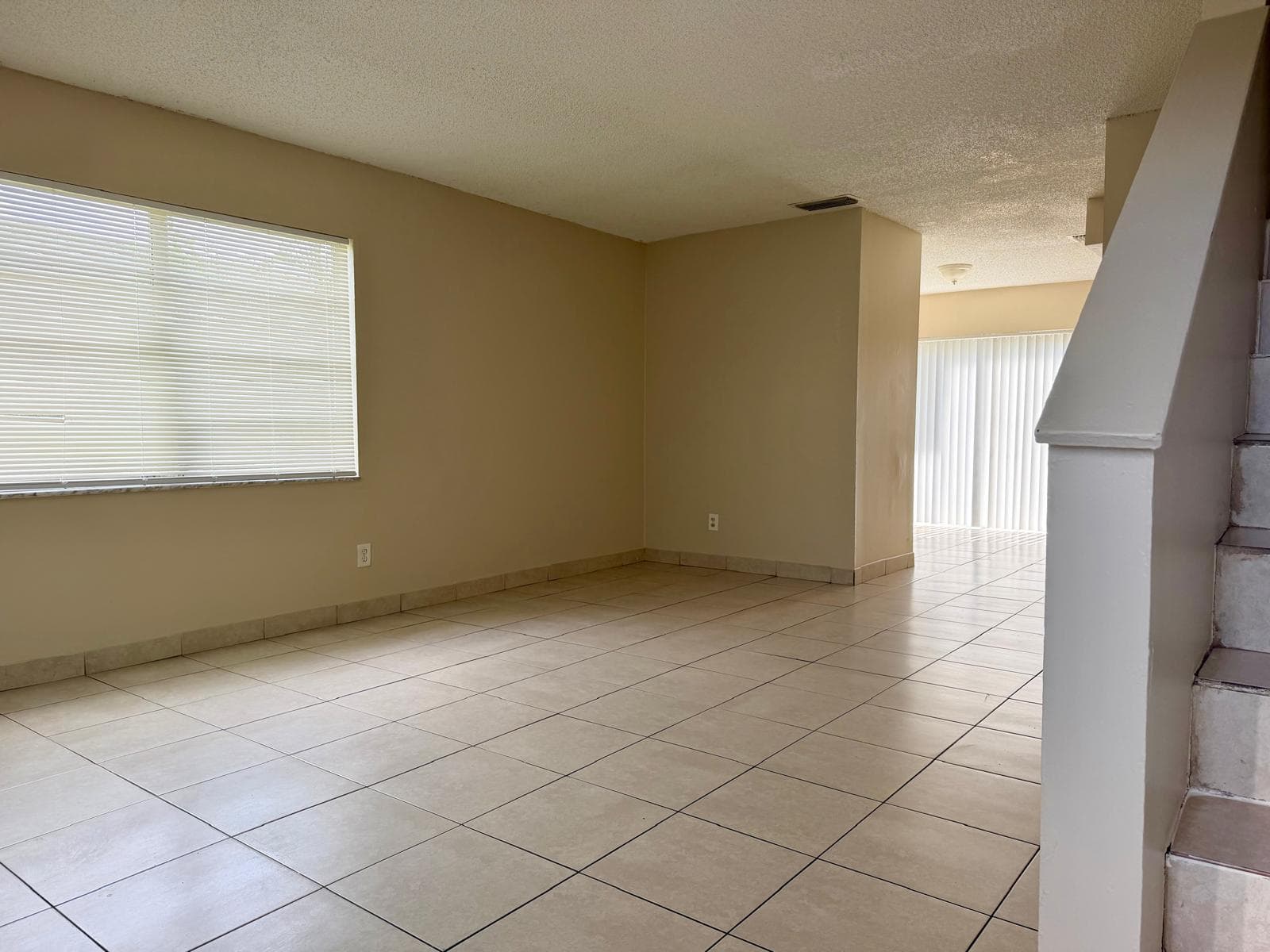 1920 NW 58th Terrace, Lauderhill, FL 33313