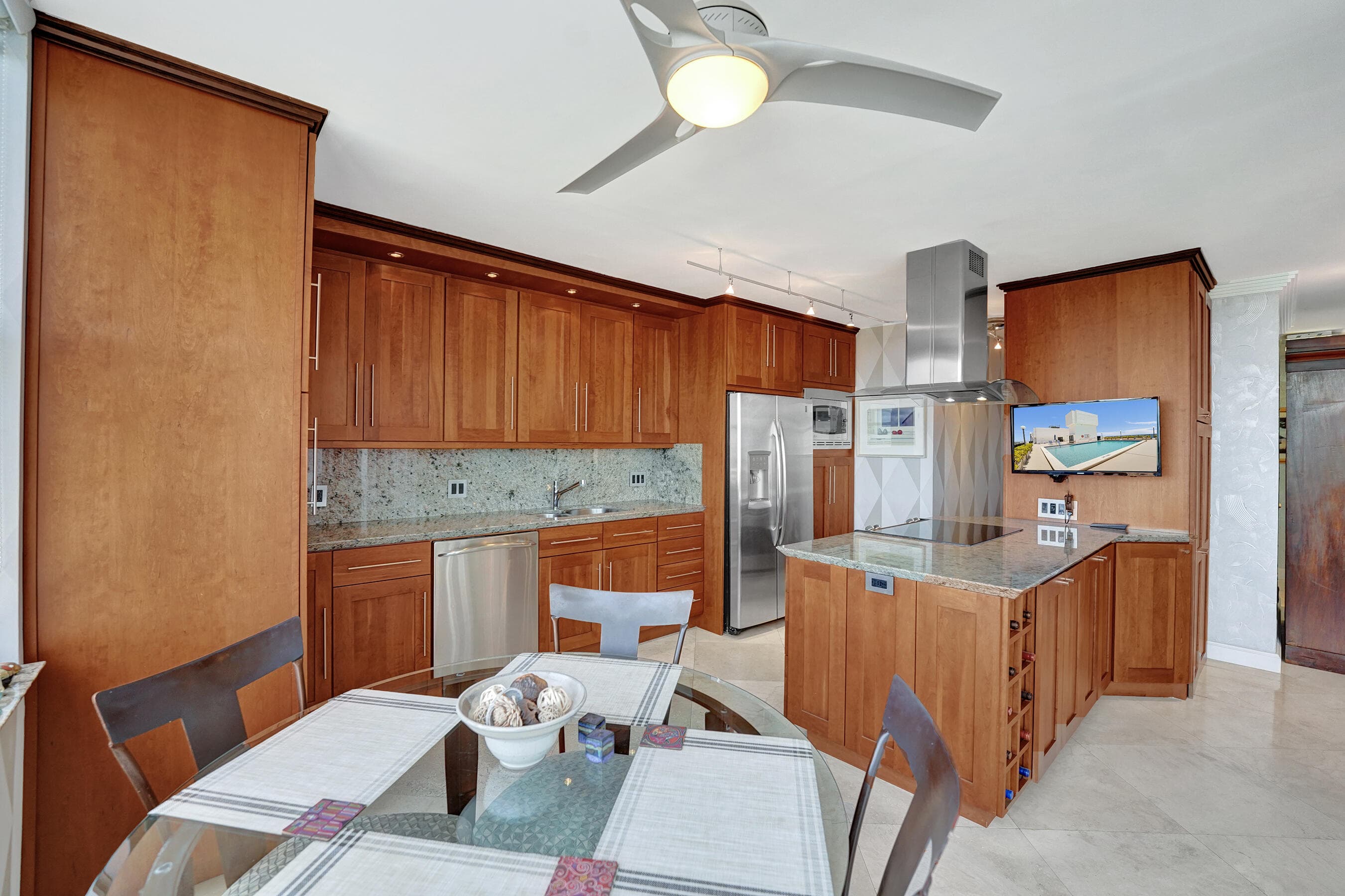 936 Intracoastal Drive 22C, Fort Lauderdale, FL 33304 37