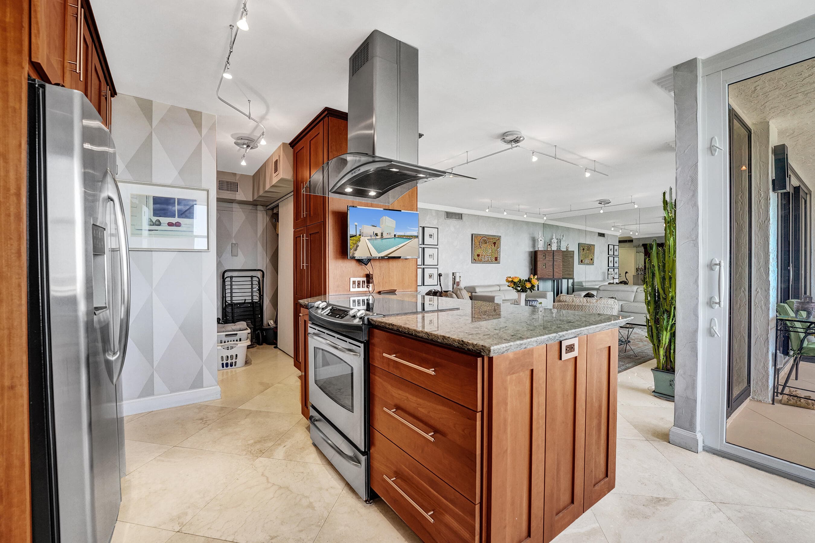 936 Intracoastal Drive 22C, Fort Lauderdale, FL 33304 43