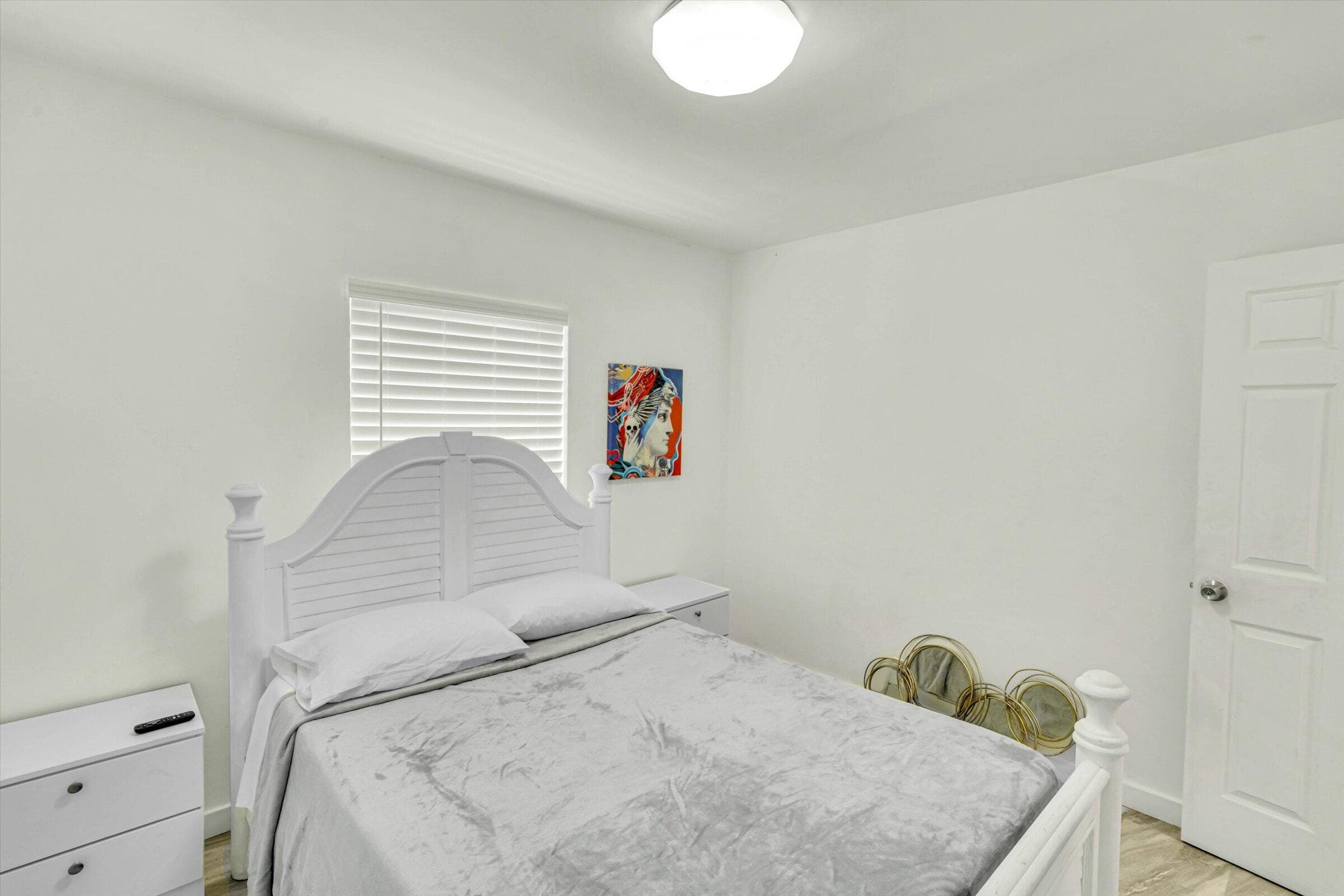 41 WILLIAMS Road, West Park, FL 33023 33