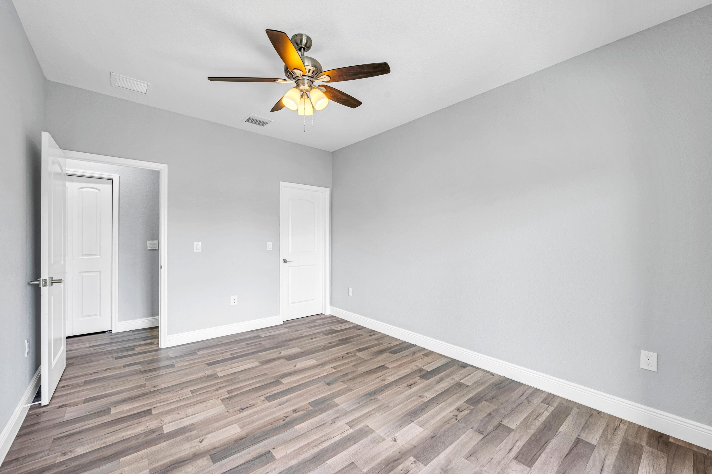 333 NW 41st Street 337, Oakland Park, FL 33309 34