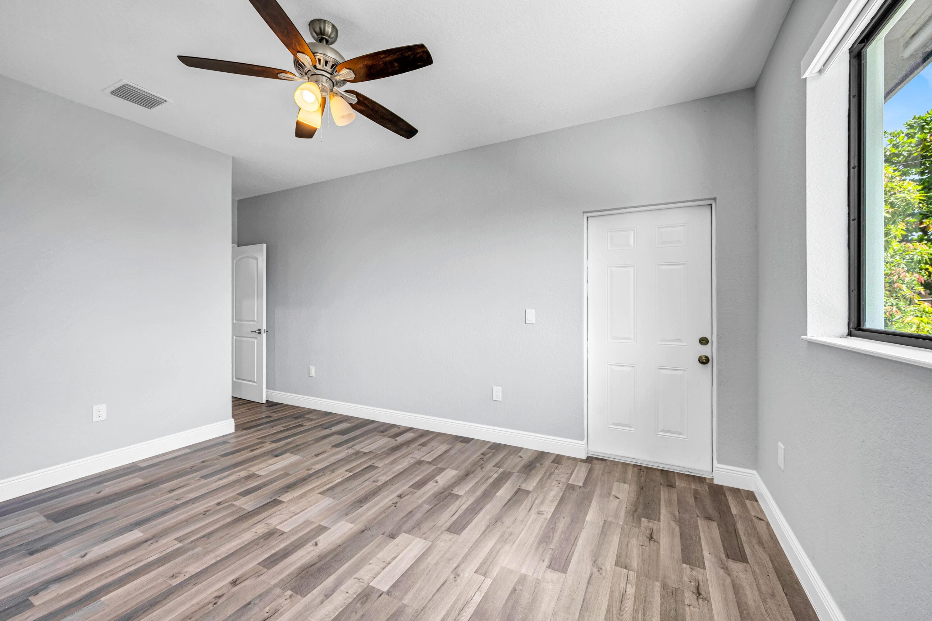 333 NW 41st Street 337, Oakland Park, FL 33309 40