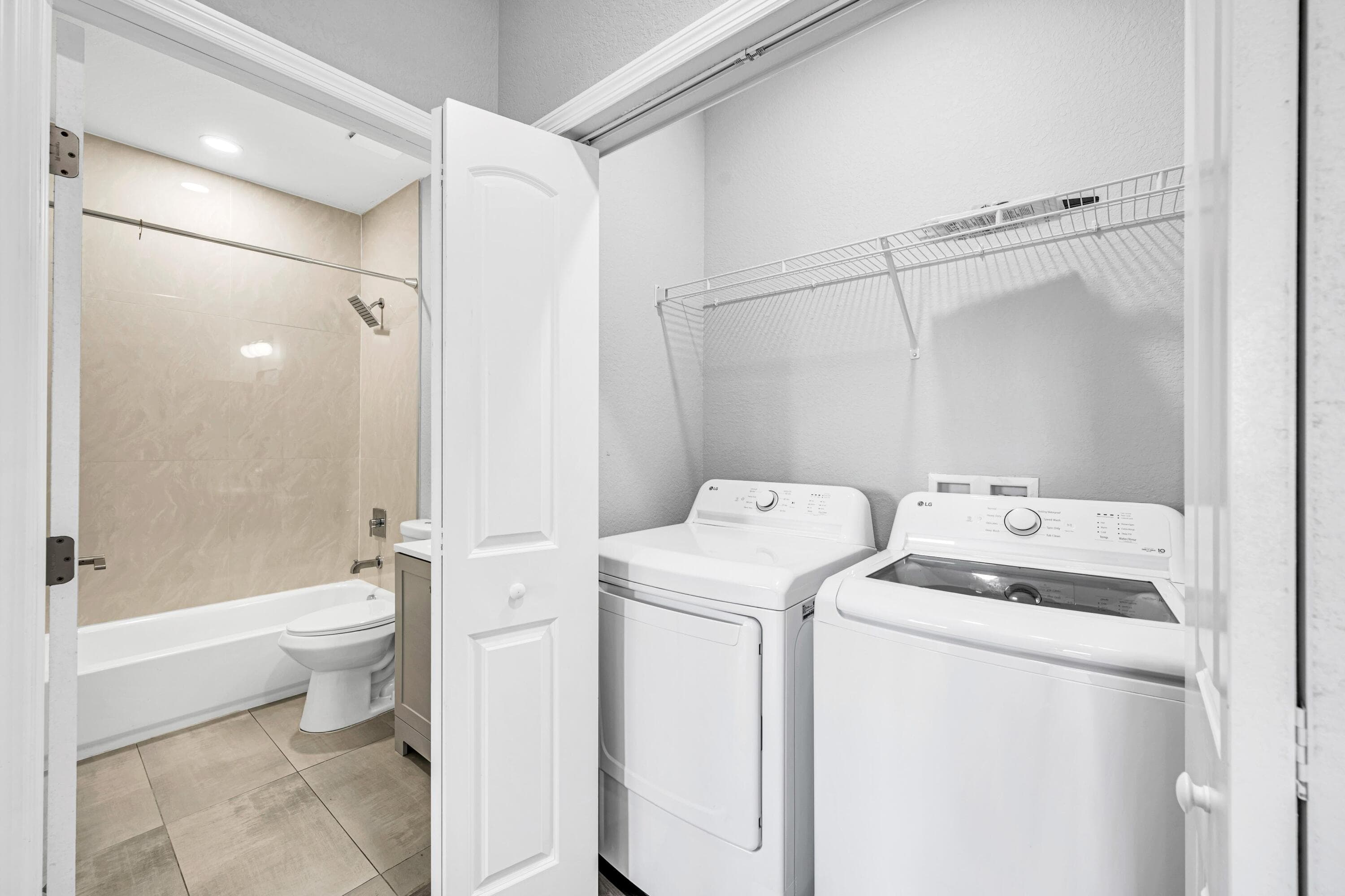 333 NW 41st Street 337, Oakland Park, FL 33309 44