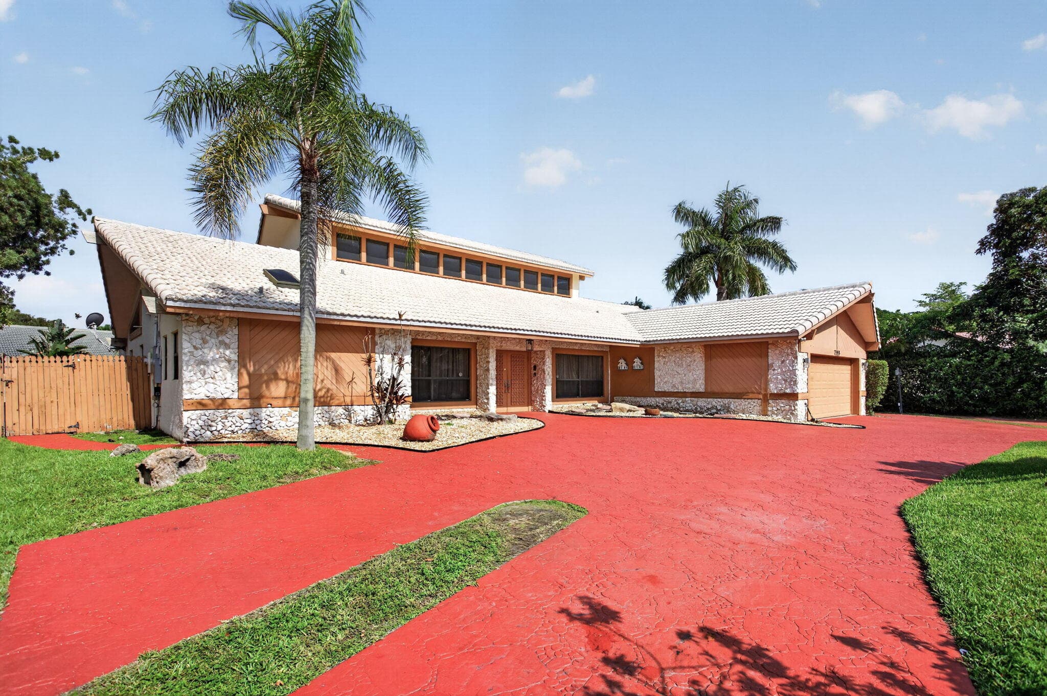 7355 NW 83RD Avenue, Tamarac, FL 33321 42