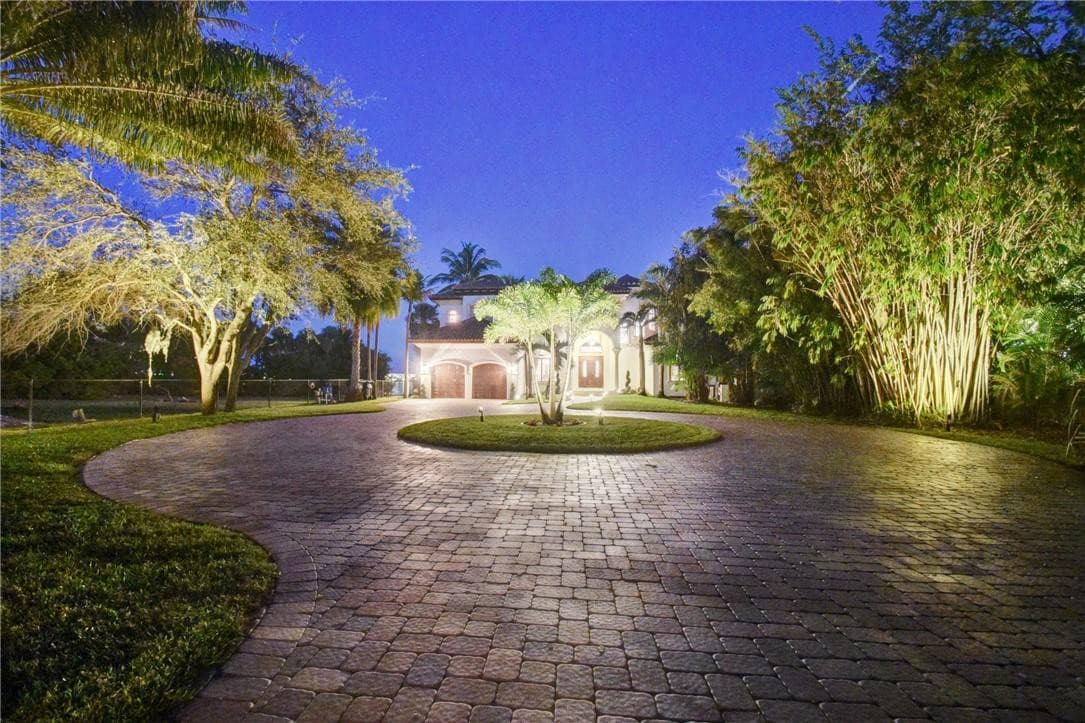 1320 S LAKESIDE Drive, Lake Worth Beach, FL 33460 27
