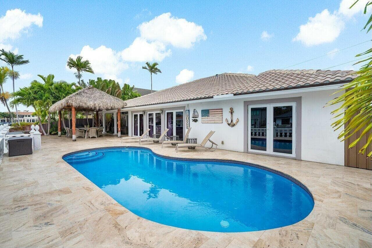 41 Castle Harbor Isle Drive, Fort Lauderdale, FL 33308 34