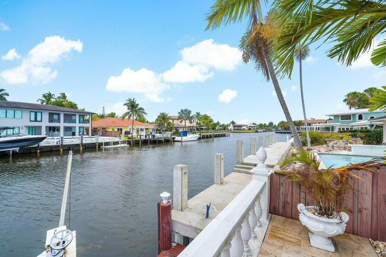 41 Castle Harbor Isle Drive, Fort Lauderdale, FL 33308 38