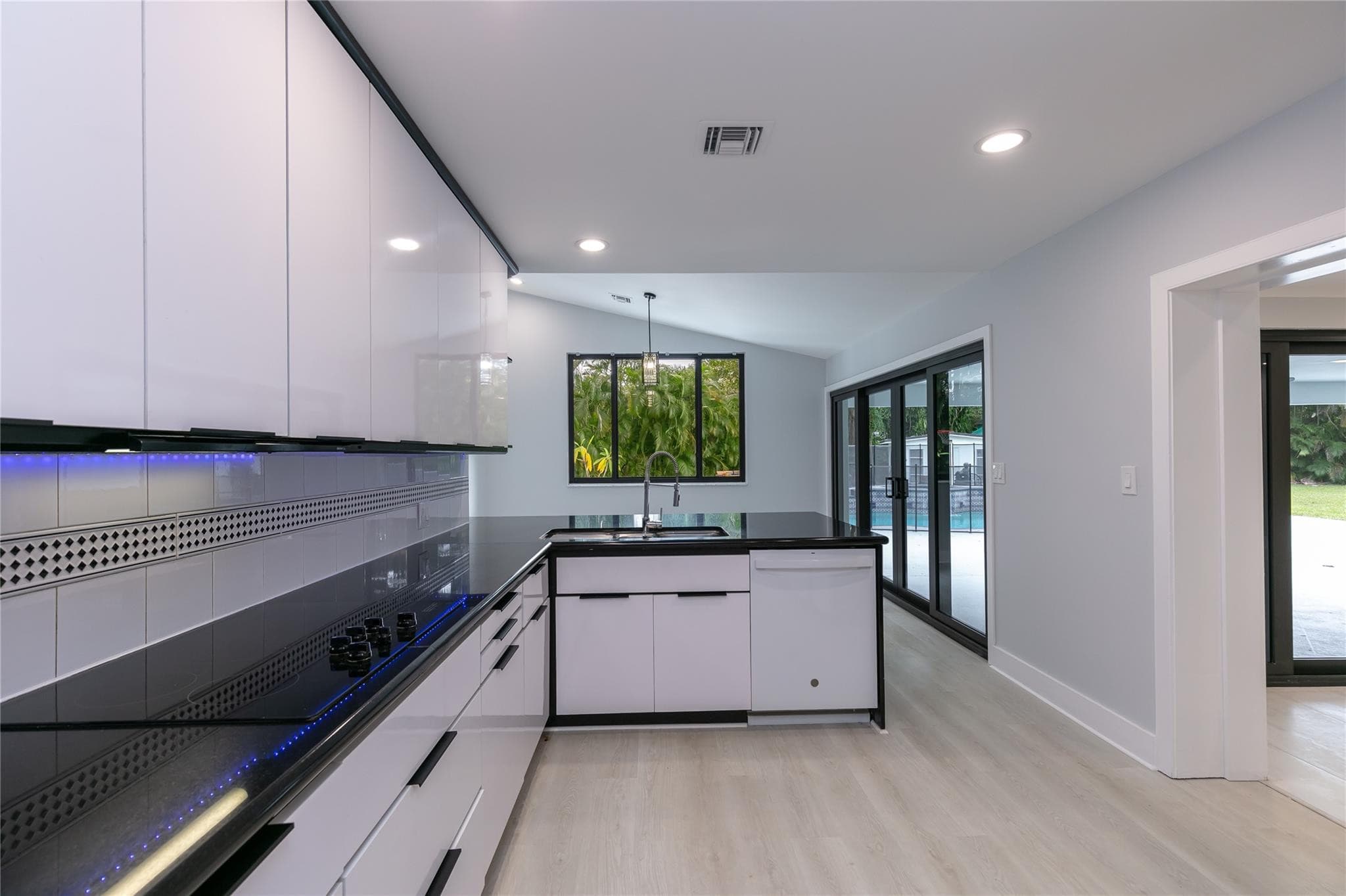 13401 SW 83RD Avenue, Pinecrest, FL 33156 4