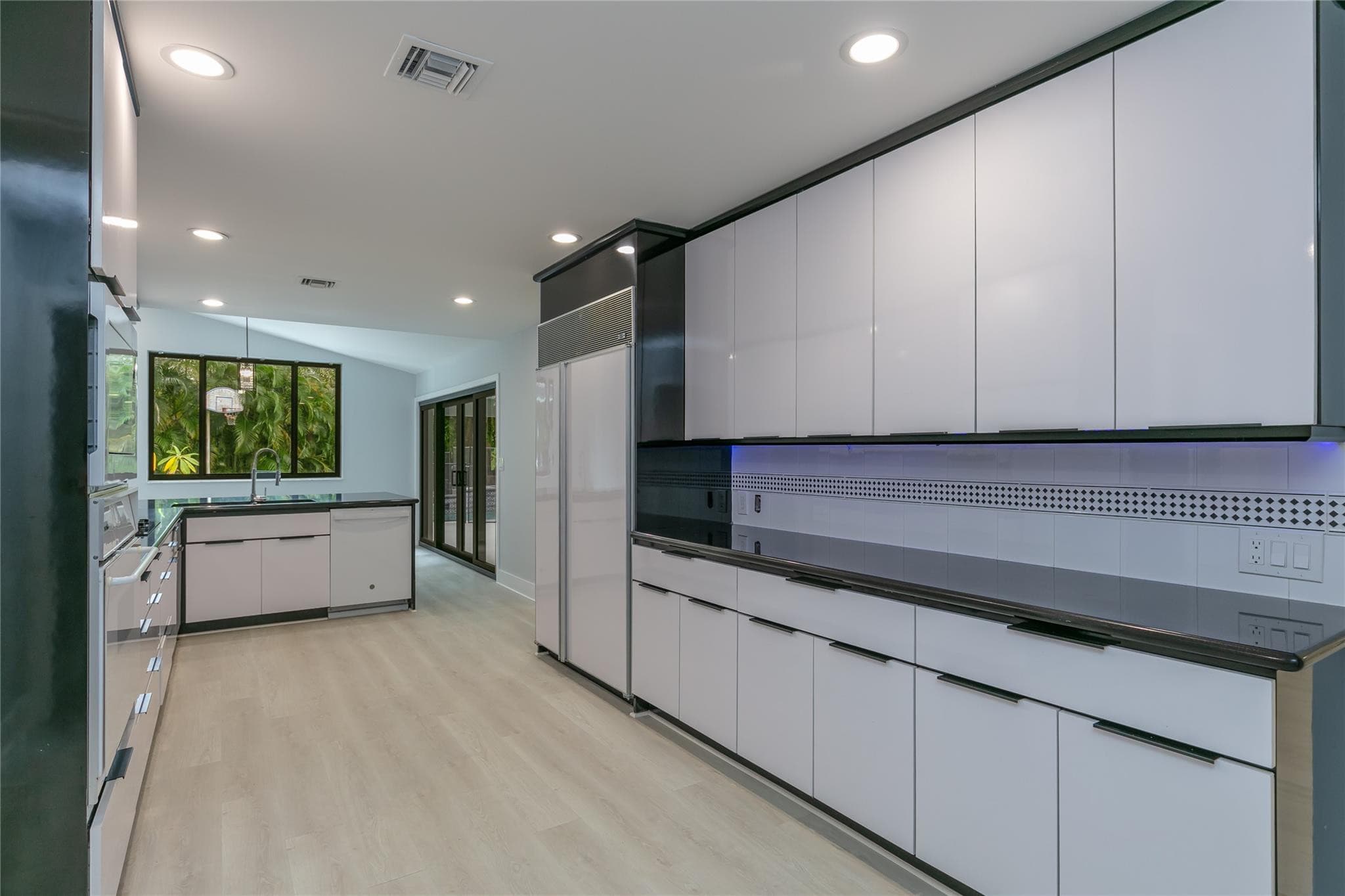 13401 SW 83RD Avenue, Pinecrest, FL 33156 9