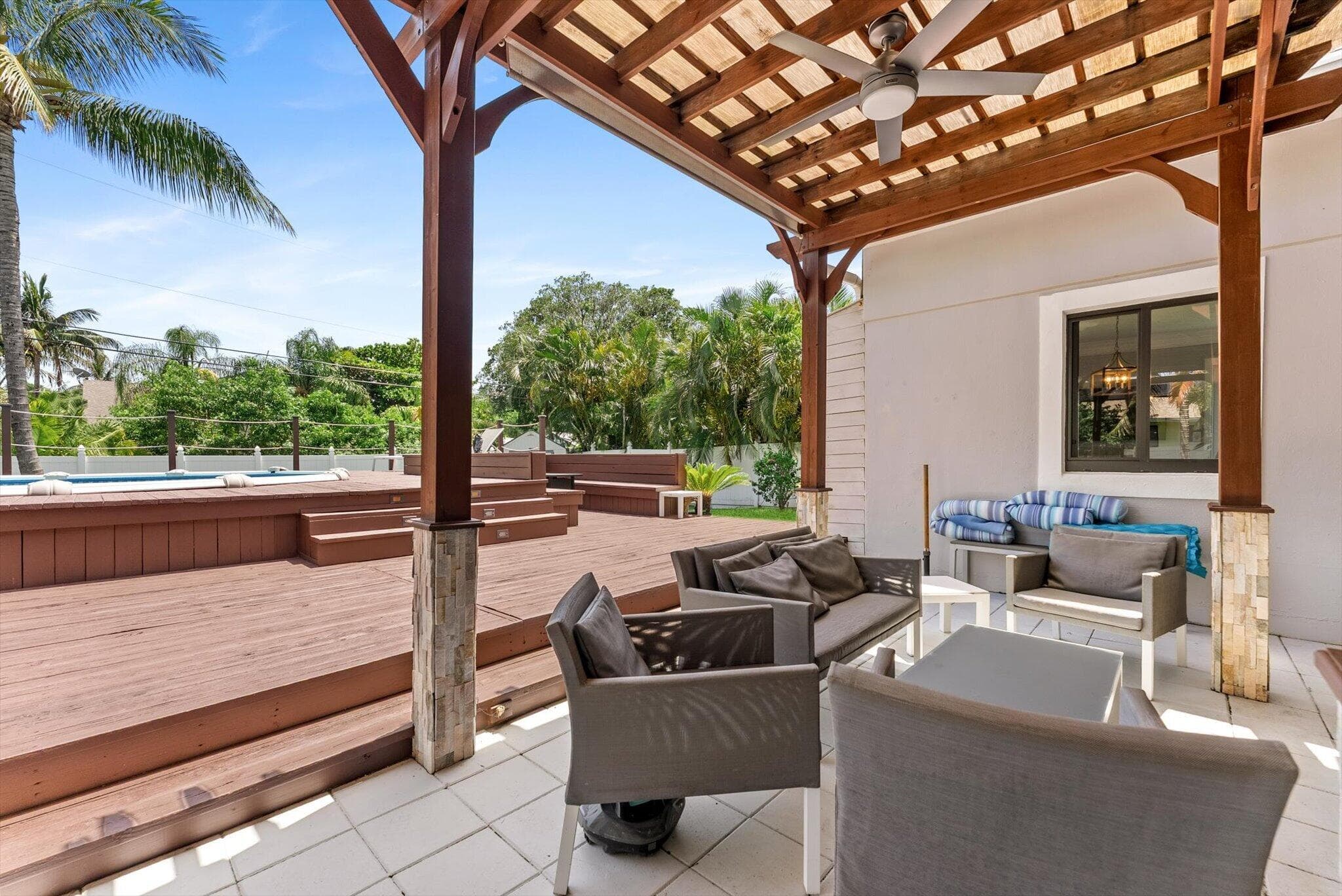 728 NE 9TH Avenue, Boynton Beach, FL 33435 28