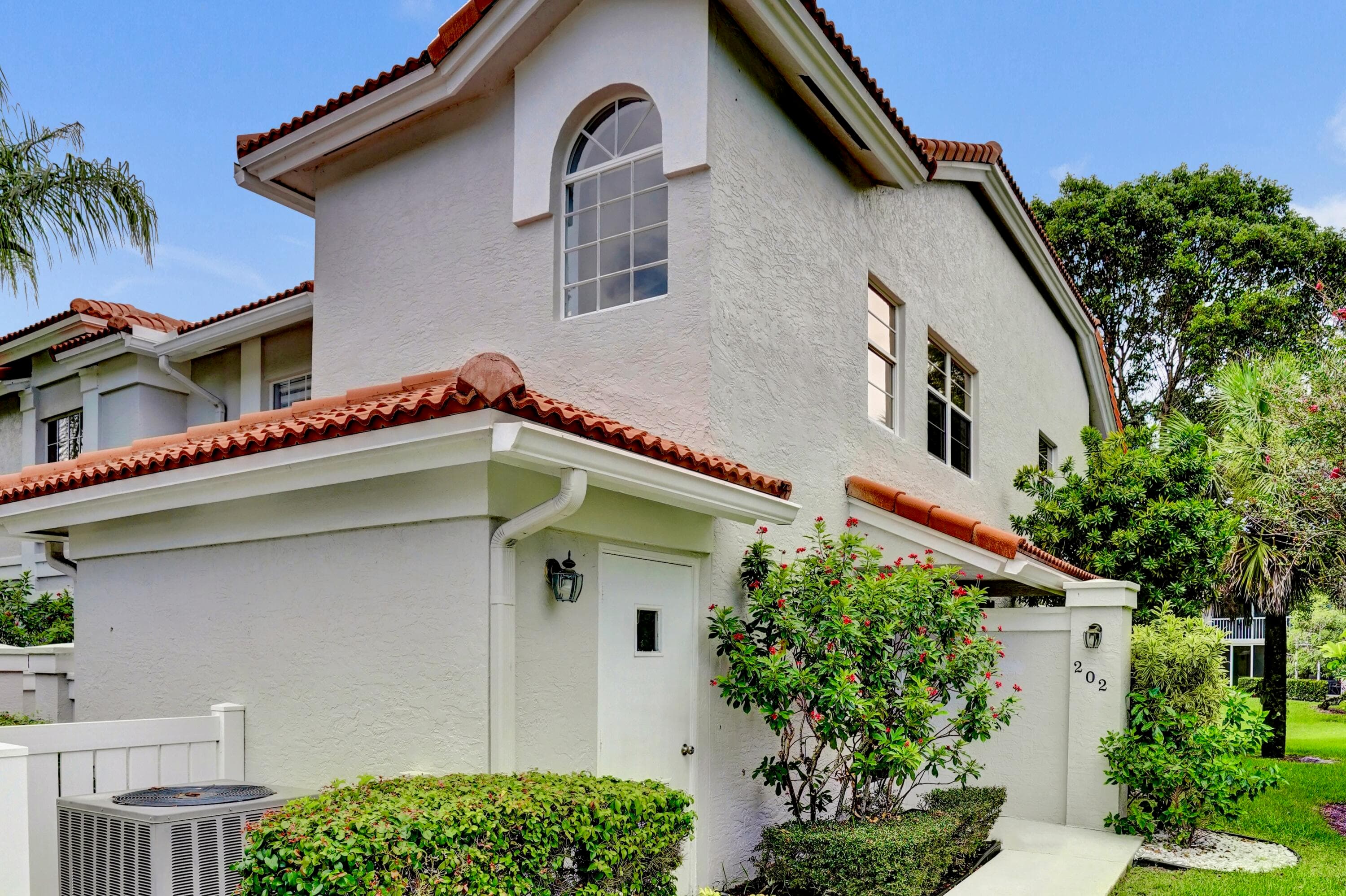7669 Springwater Place 202, Boynton Beach, FL 33437 2