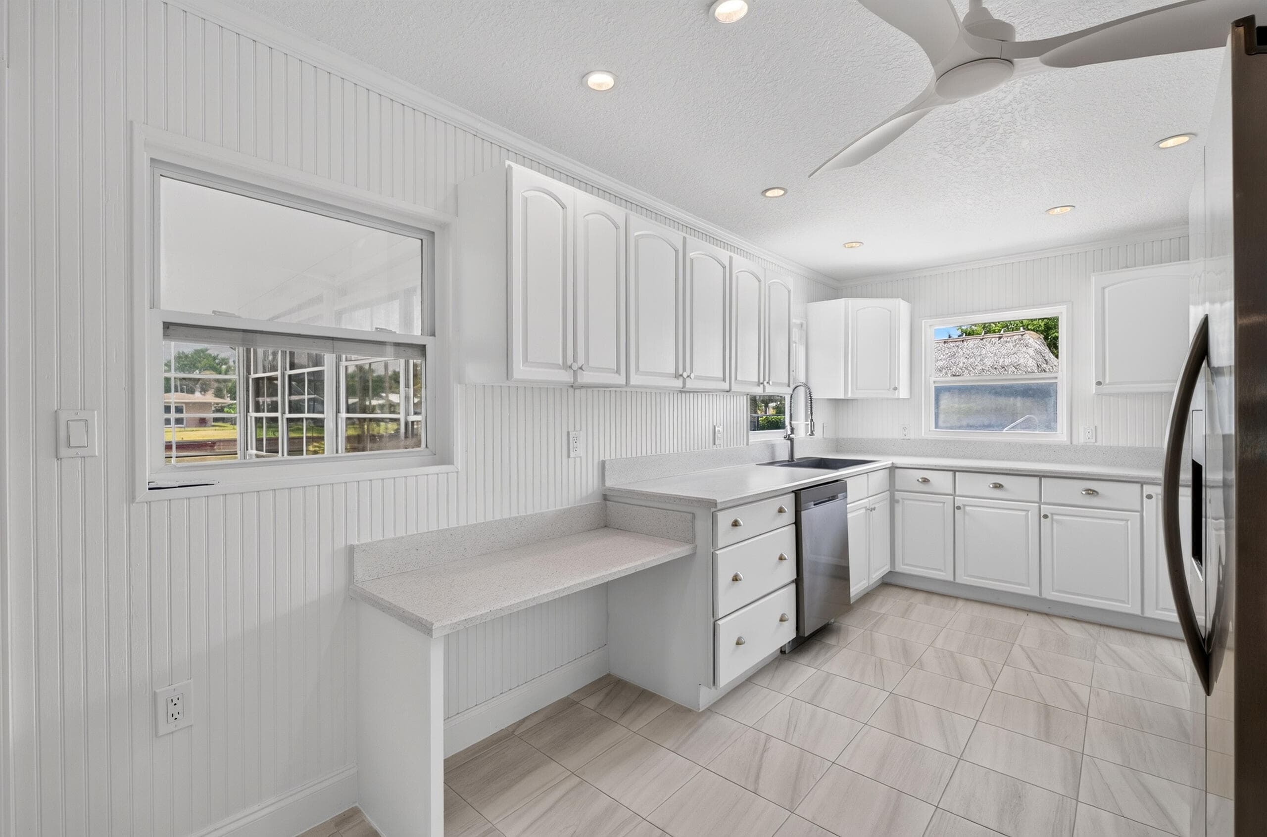 241 14th Place, Vero Beach, FL 32960 16