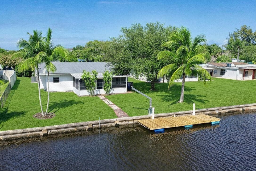 241 14th Place, Vero Beach, FL 32960 30