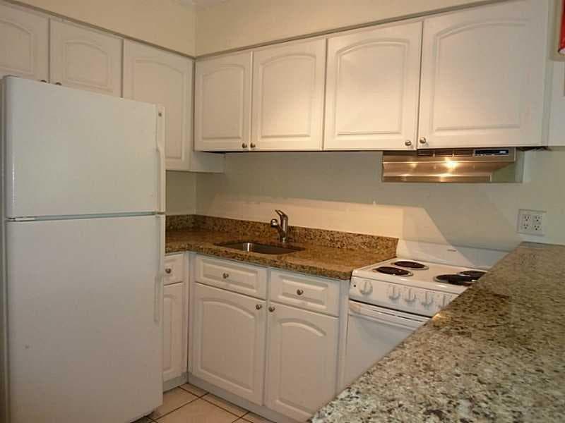 2124 NE 5th Avenue 103, Wilton Manors, FL 33305 3