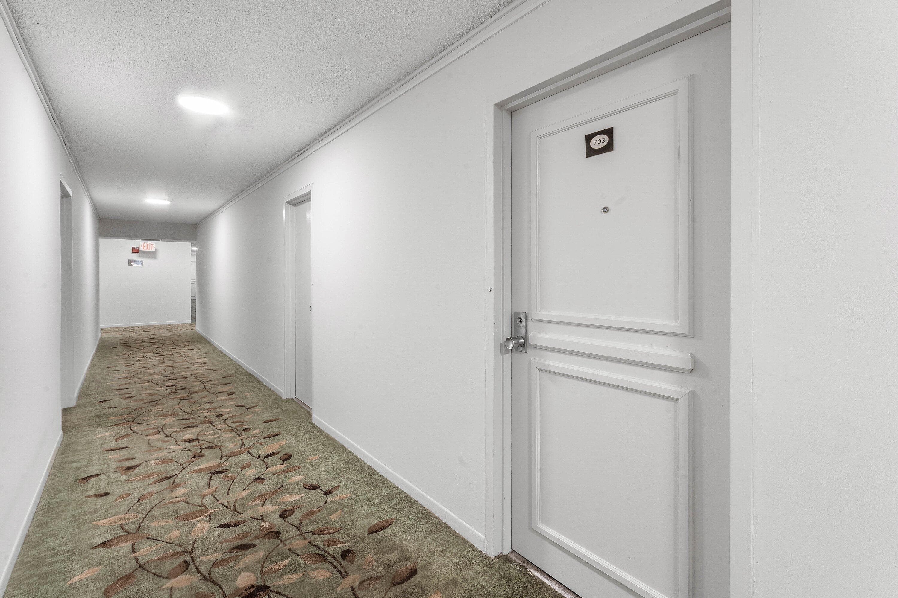 3589 S Ocean Boulevard 703, South Palm Beach, FL 33480 2