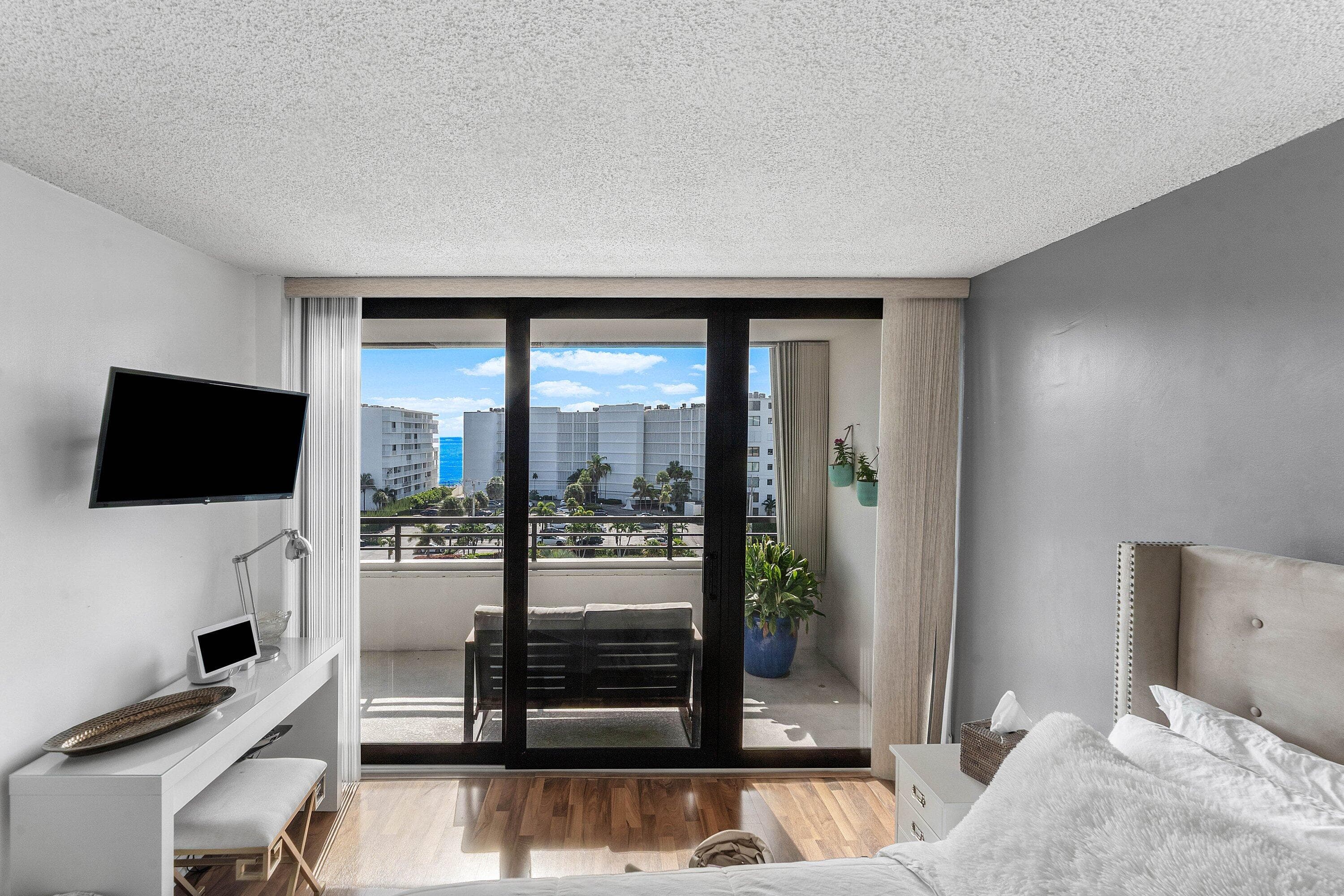 3589 S Ocean Boulevard 703, South Palm Beach, FL 33480 17
