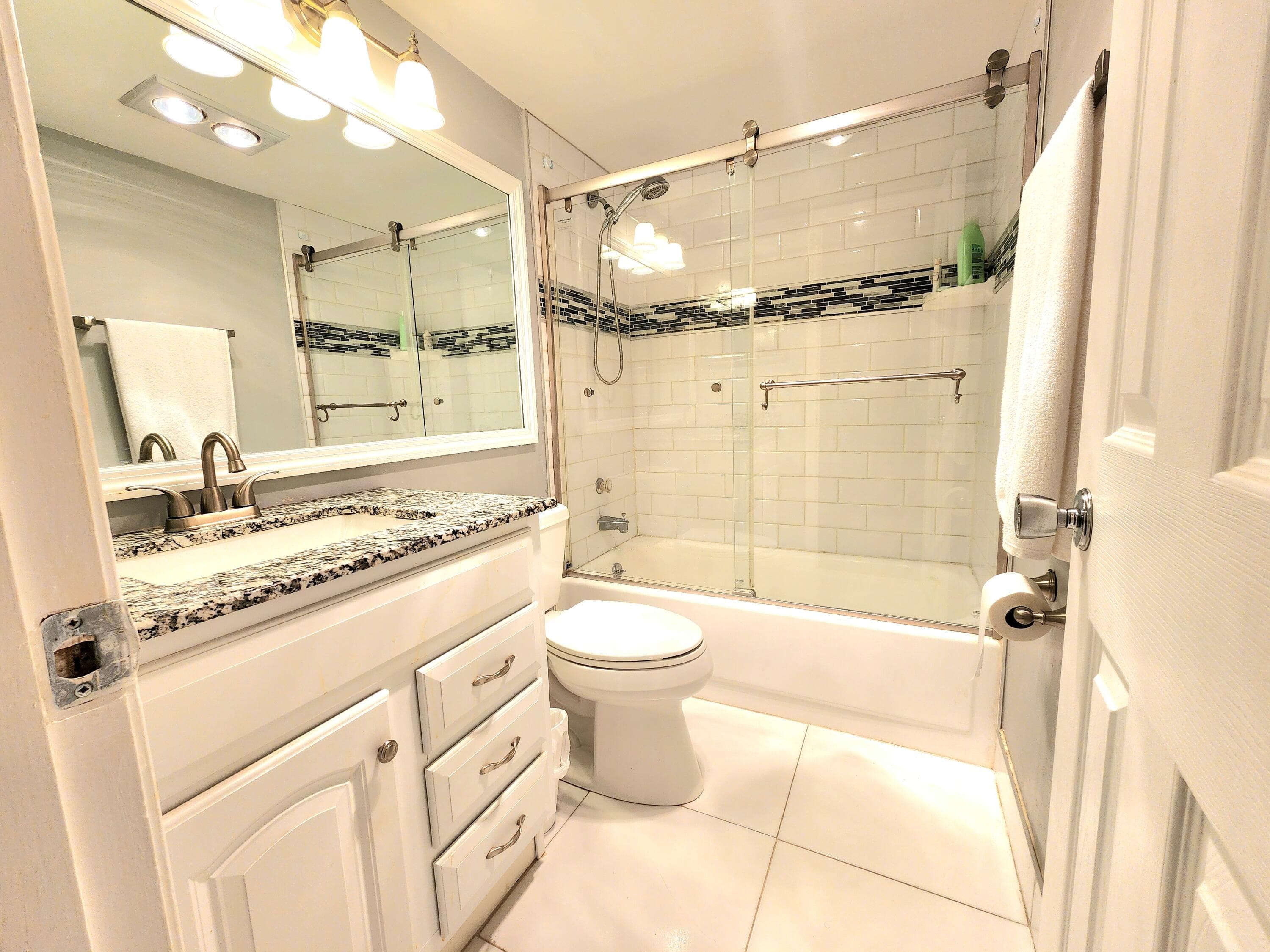 146 MARKHAM G 146, Deerfield Beach, FL 33442 15