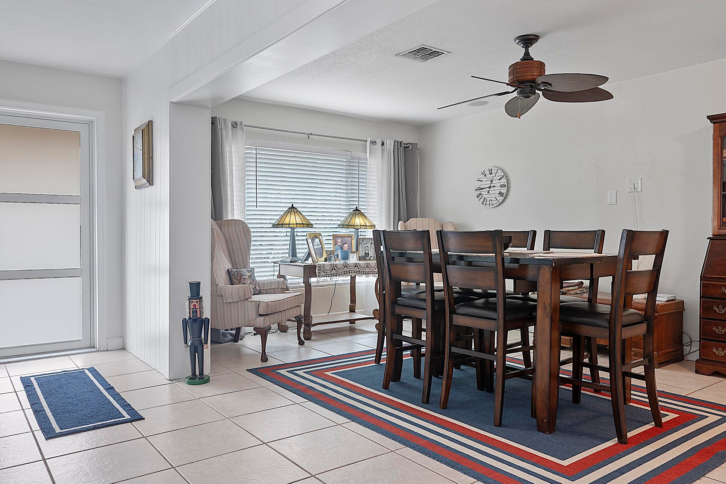 830 SW 1st Avenue, Pompano Beach, FL 33060 11